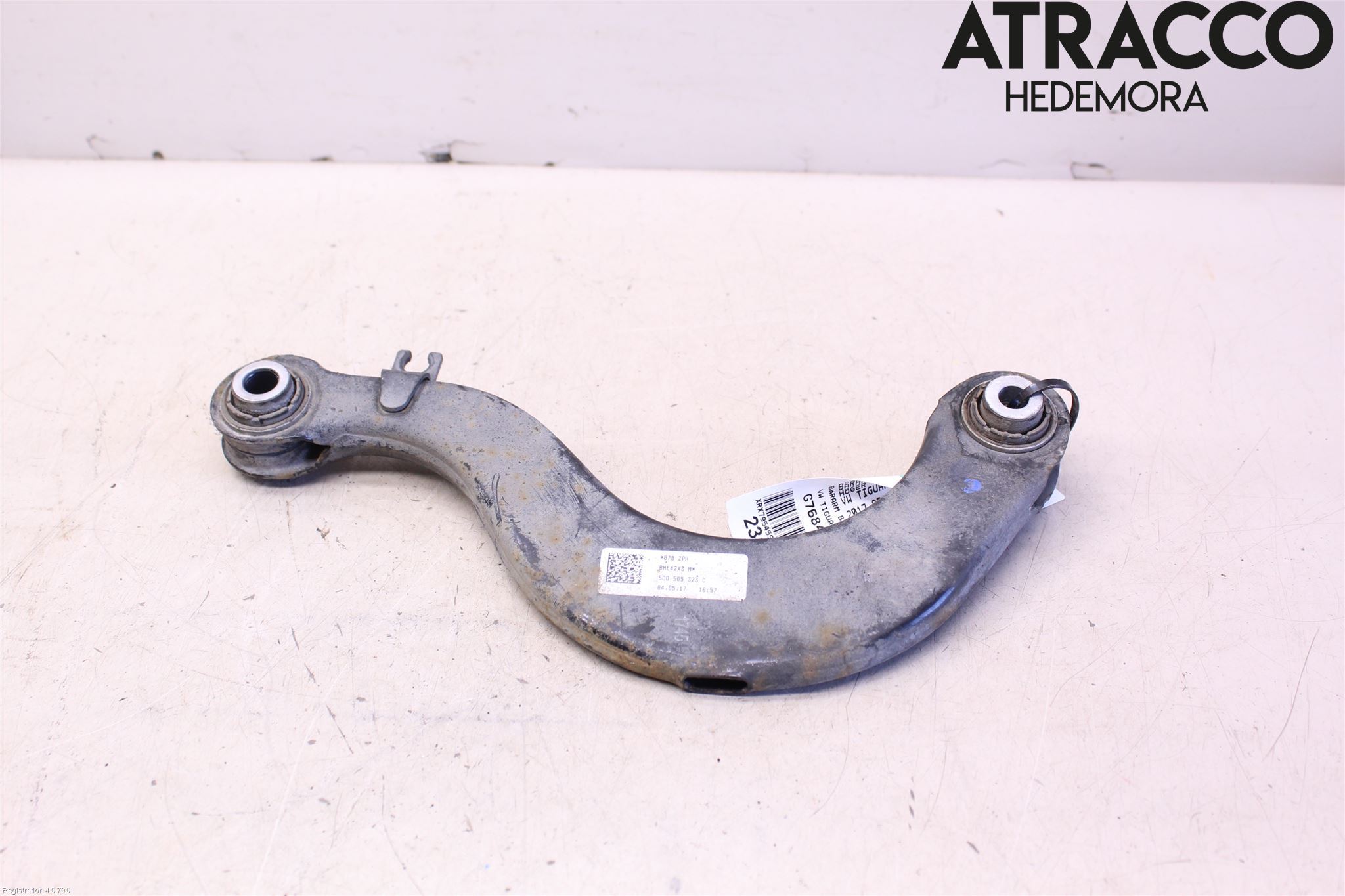 Volkswagen VW TIGUAN 16-24 Bärarm Bak Övre Höger