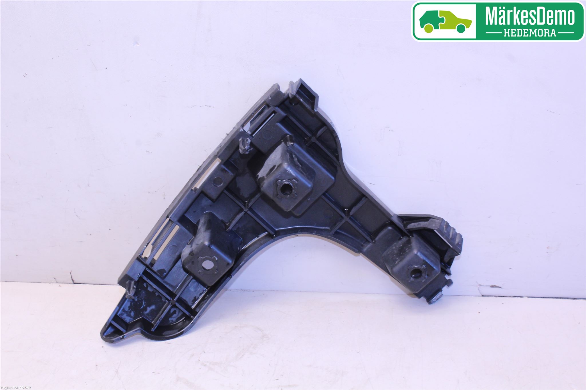 Volvo XC60 14-17 Stötfångarfäste Bak Hö