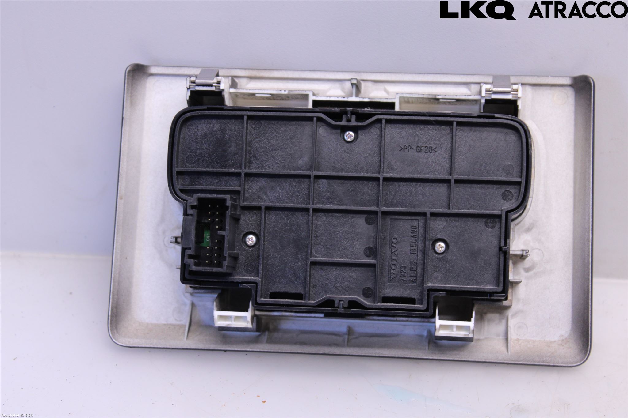 Volvo V70 08-13 Cd Radio - Multimediapanel