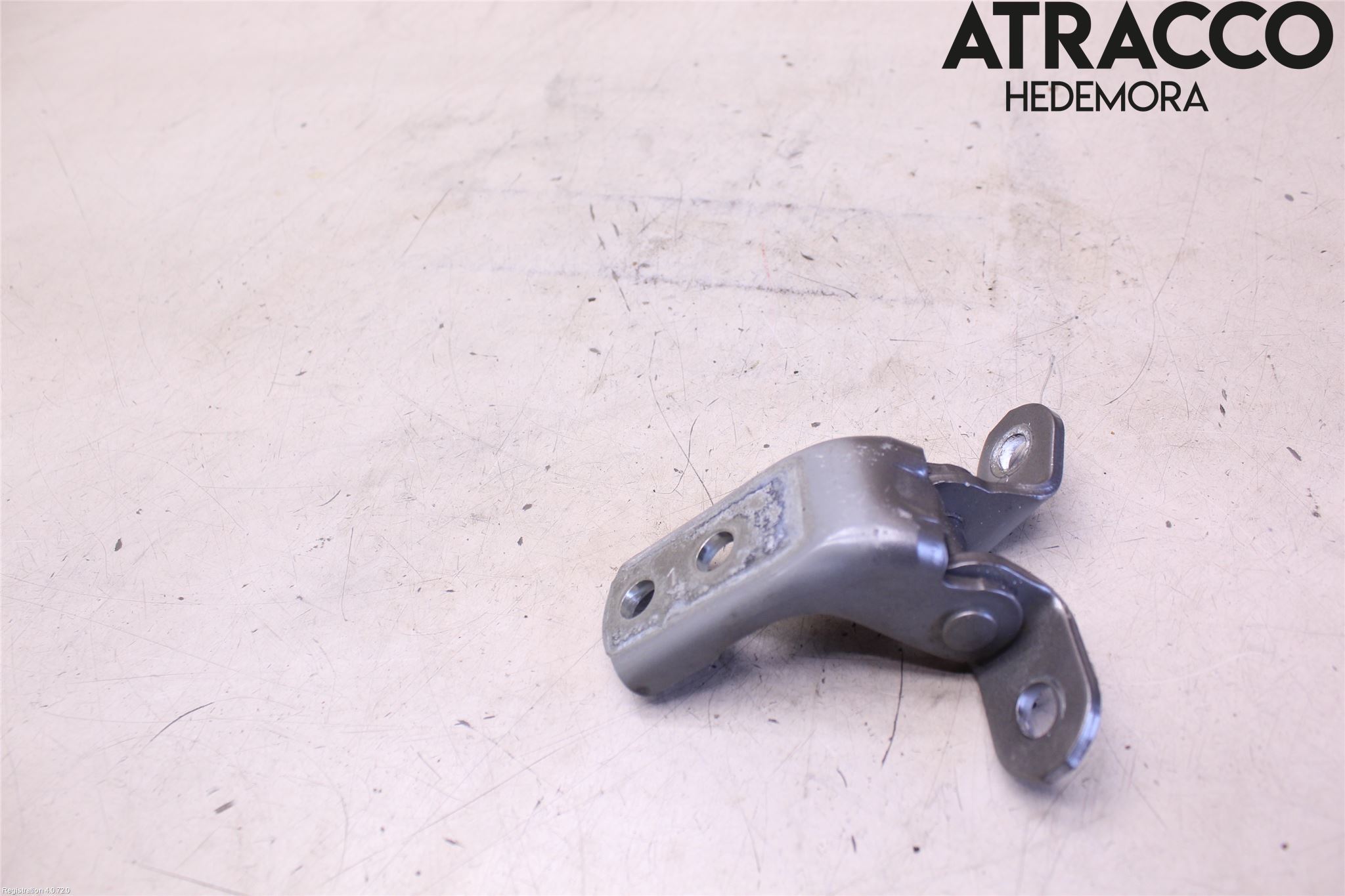 Toyota YARIS XP130 15-20 Dörrgångjärn