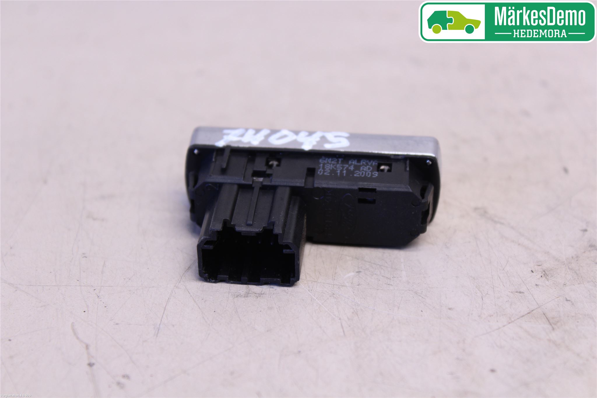 Ford TRANSIT CONNECT 03-08 Strömställare Elruta