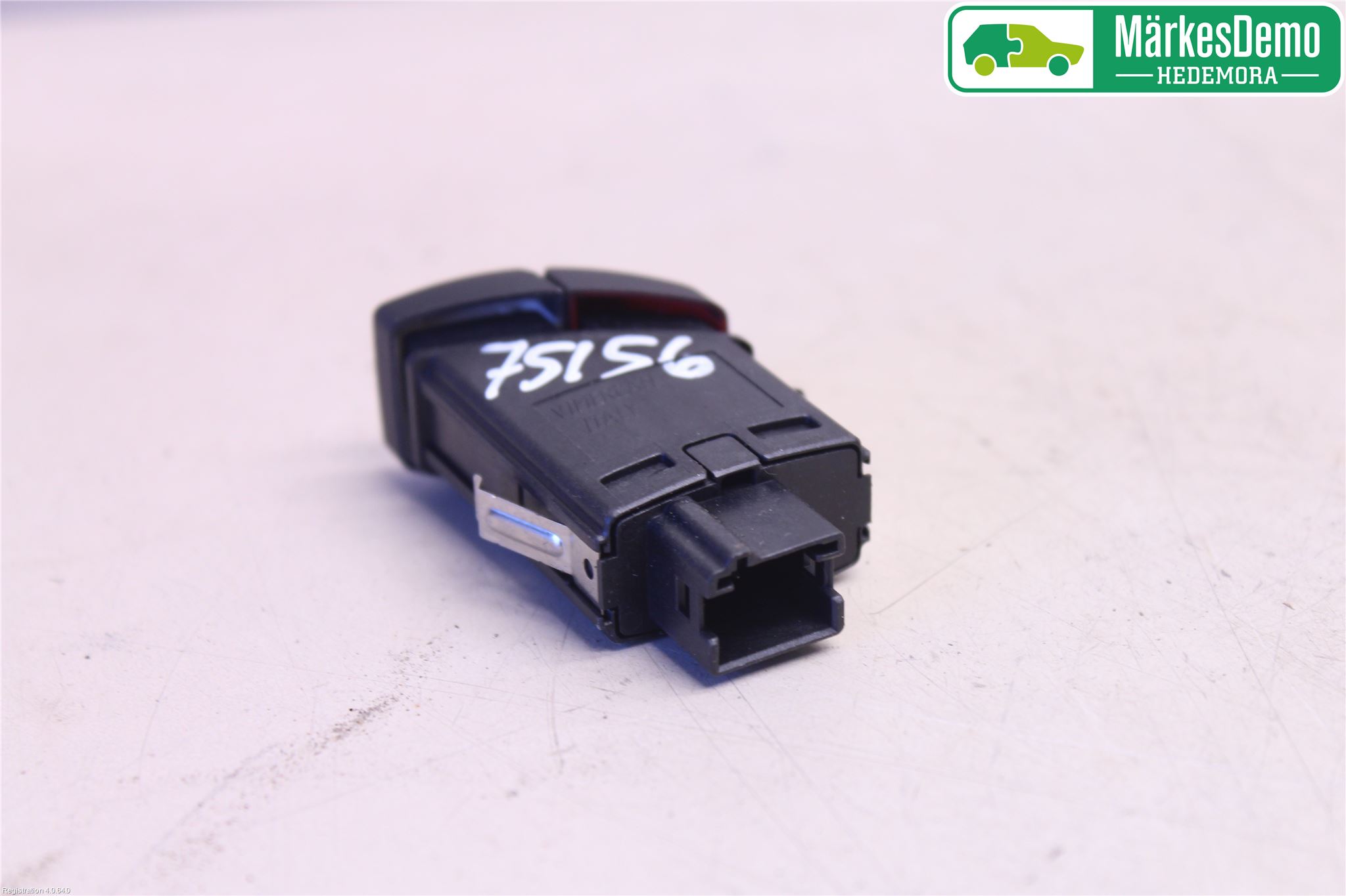 BMW X3 F25 10-17 Strömställare Varnings