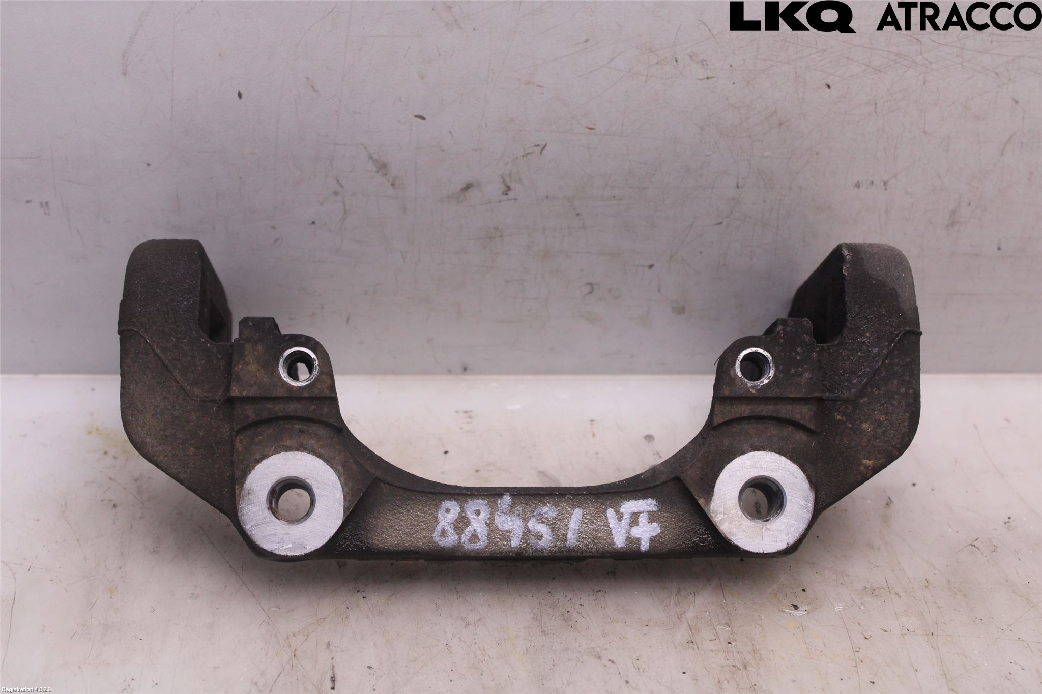 BMW 7 E65/66    00-08 Bromsokshållare