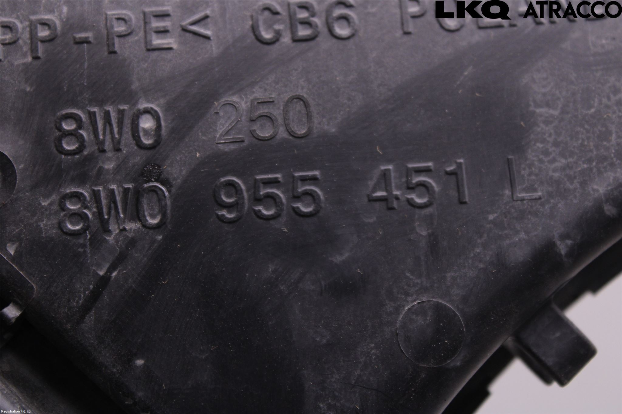 Audi A4/S4 B9 16-19 Spolartank Vindruta-Strål