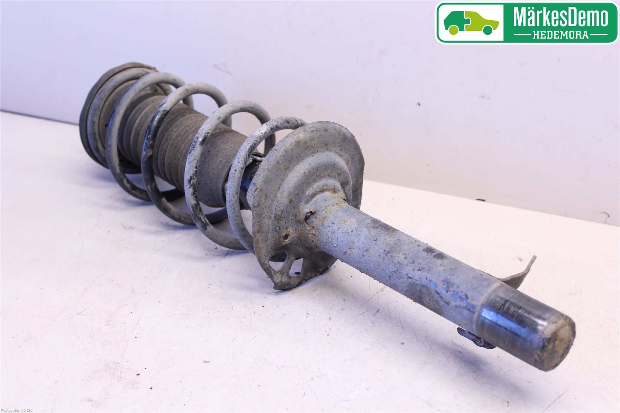 Toyota AYGO 06-14 Fjäderben Fram Höger