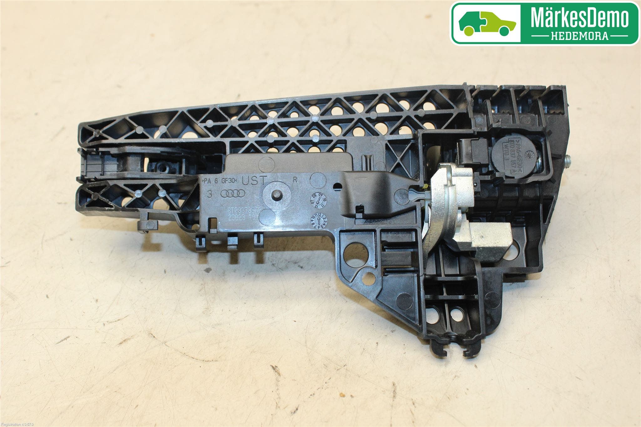 Audi A4 12-15 Dörrhandtag Yttre Hö