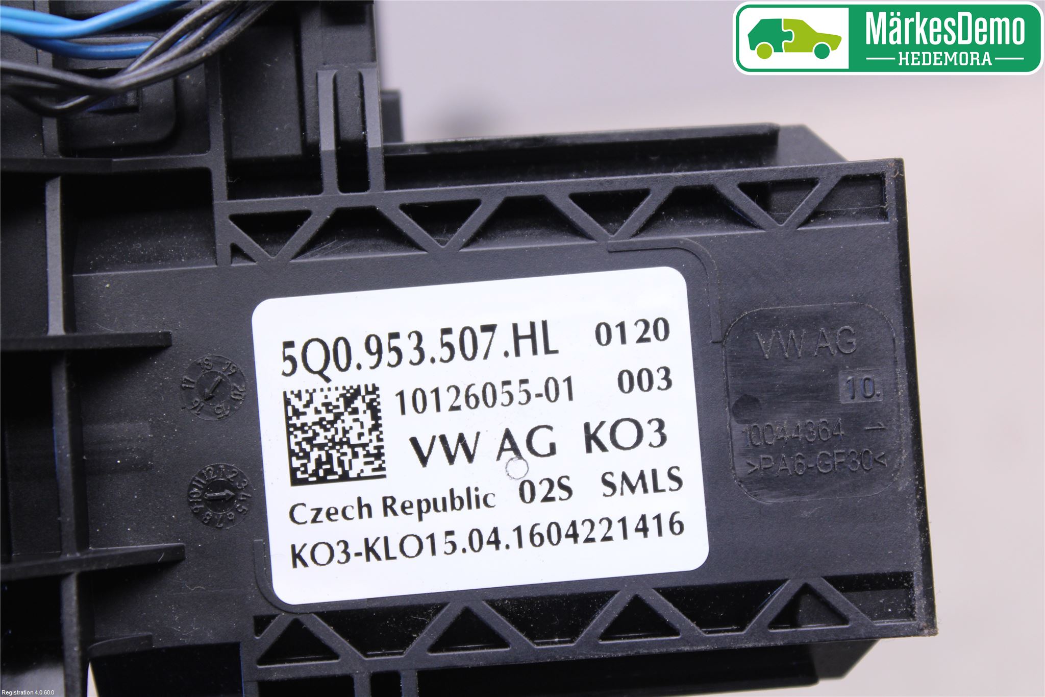 Volkswagen VW GOLF / E-GOLF VII 13-20 Spakcentral