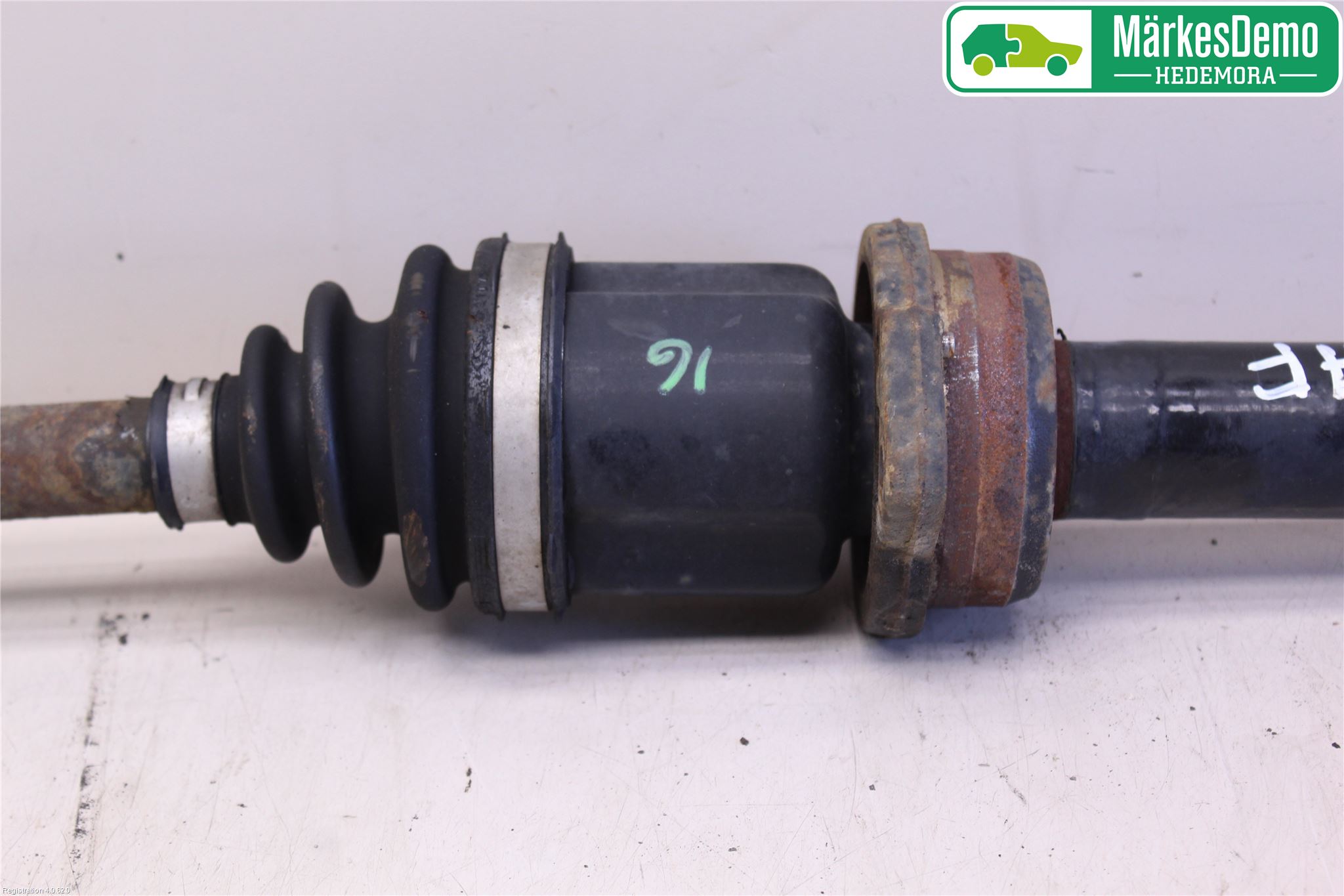 Toyota AVENSIS 09-15 Drivaxel Fram Höger