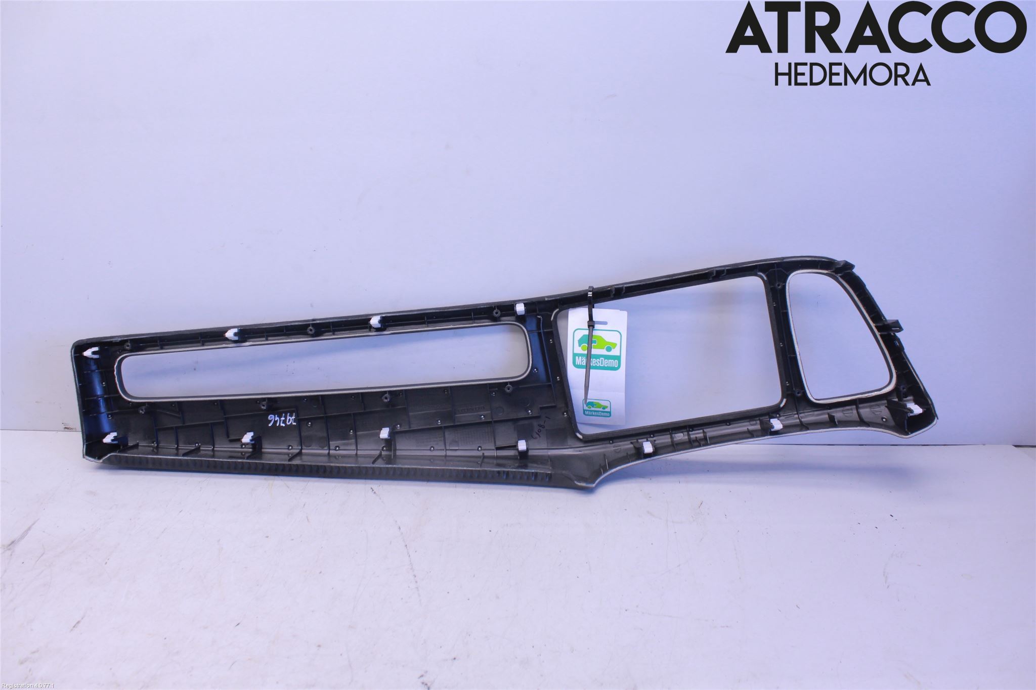 Honda HR-V 15-21 Instrumentkonsoll Mitt