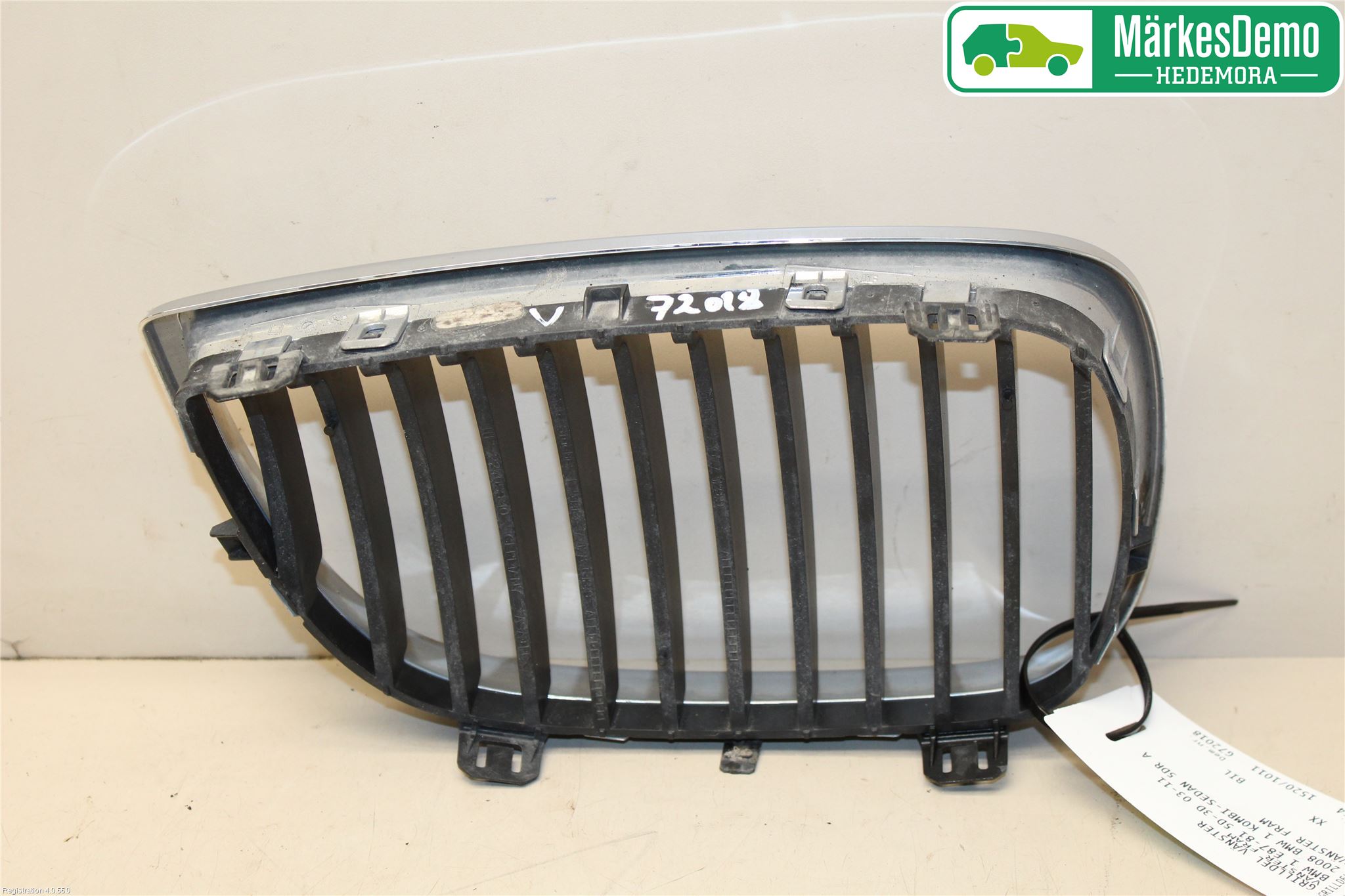 BMW 1 E87/81 5D/3D 03-11 Grilldel Vänster