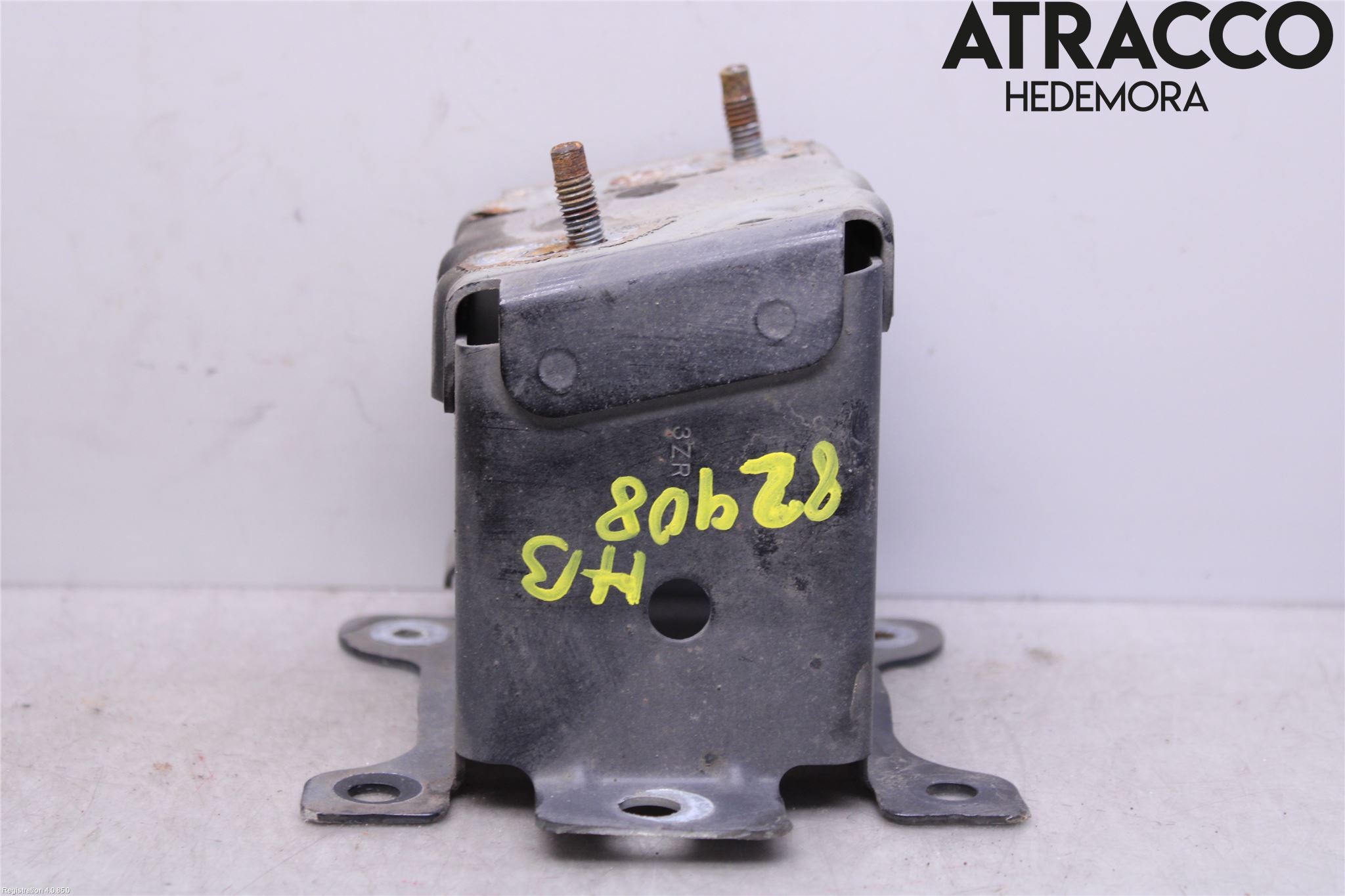 Nissan PULSAR Stötfångarfäste Bak Hö