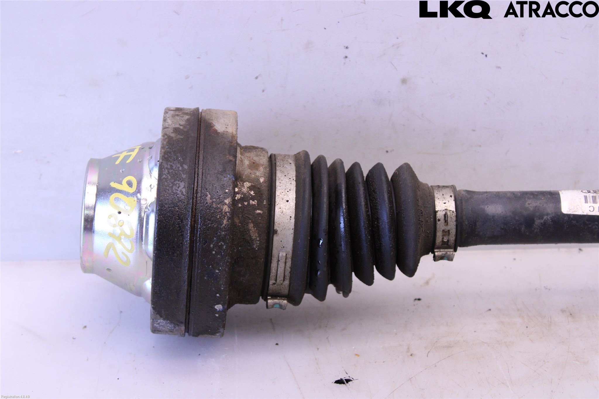 Audi Q7/SQ7 Drivaxel Fram Vänster