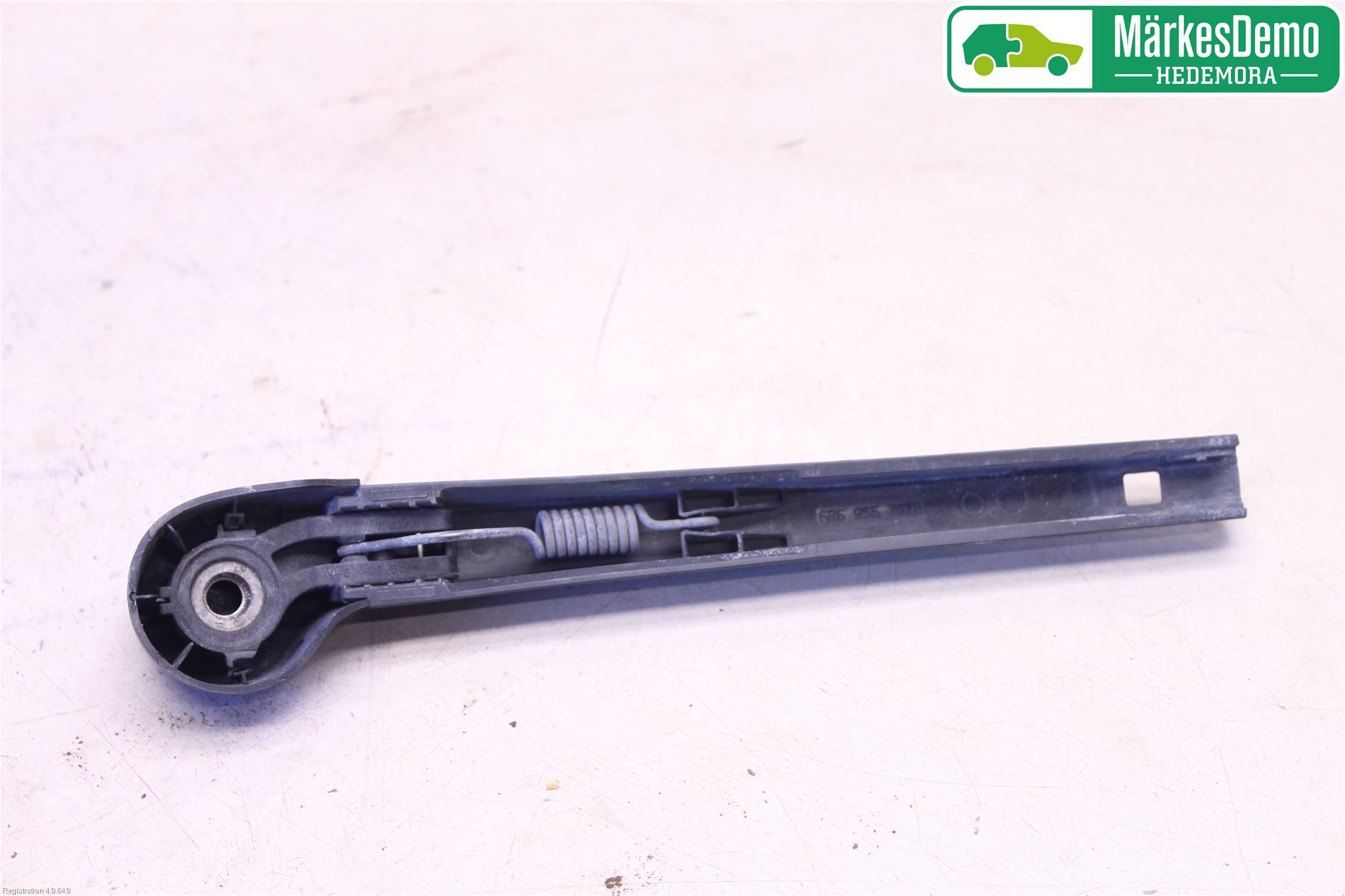 Volkswagen VW GOLF VI 09-13 Torkararm-Bakruta
