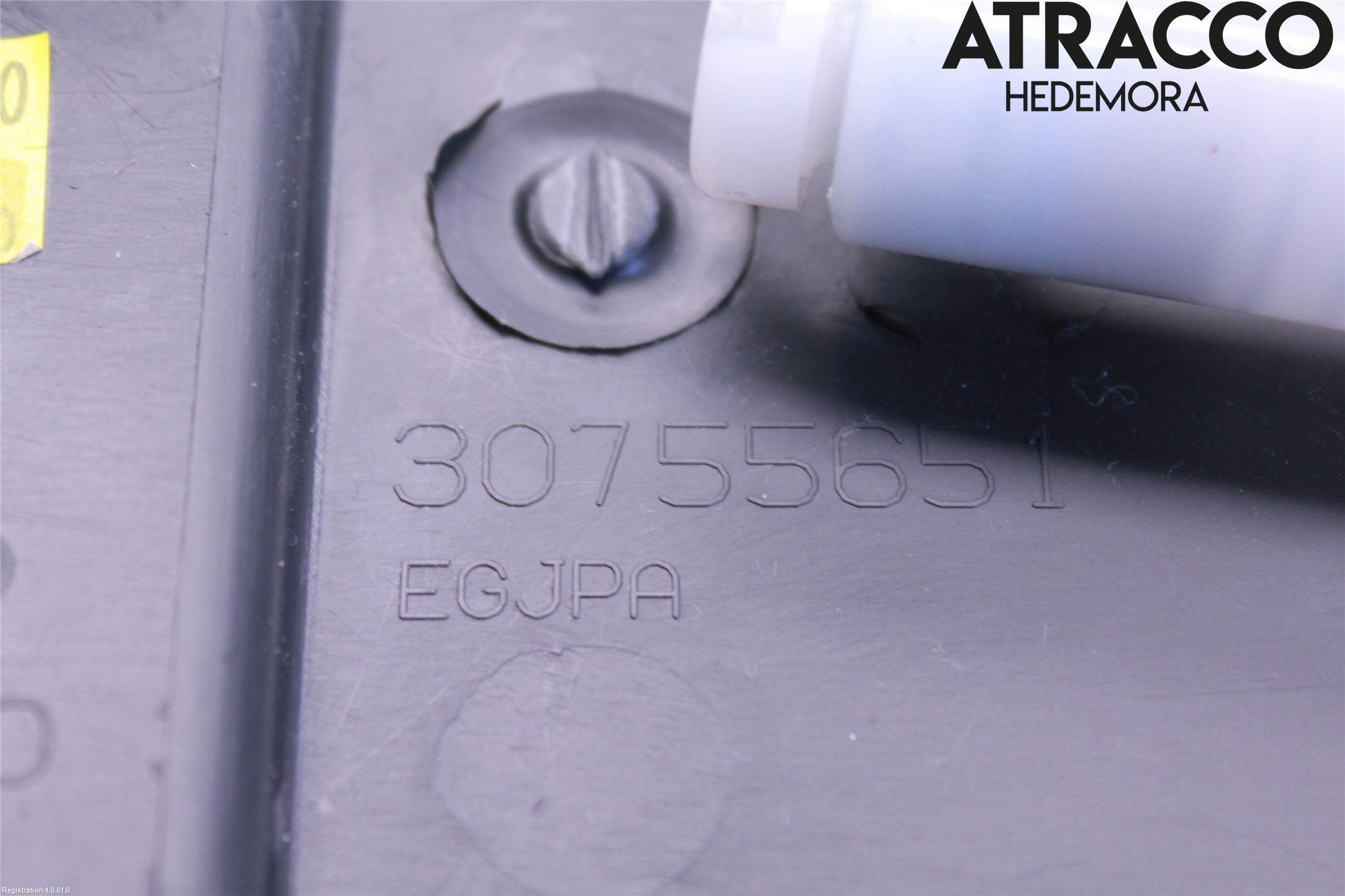 Volvo V60 CROSS COUNTRY 16-18 Handskfack