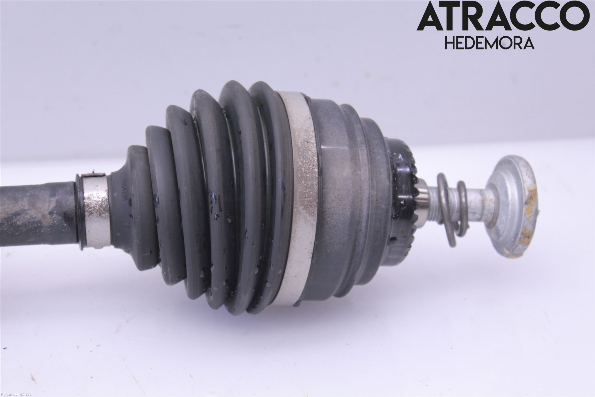 BMW X1 F48 15-22 Drivaxel Fram Vänster