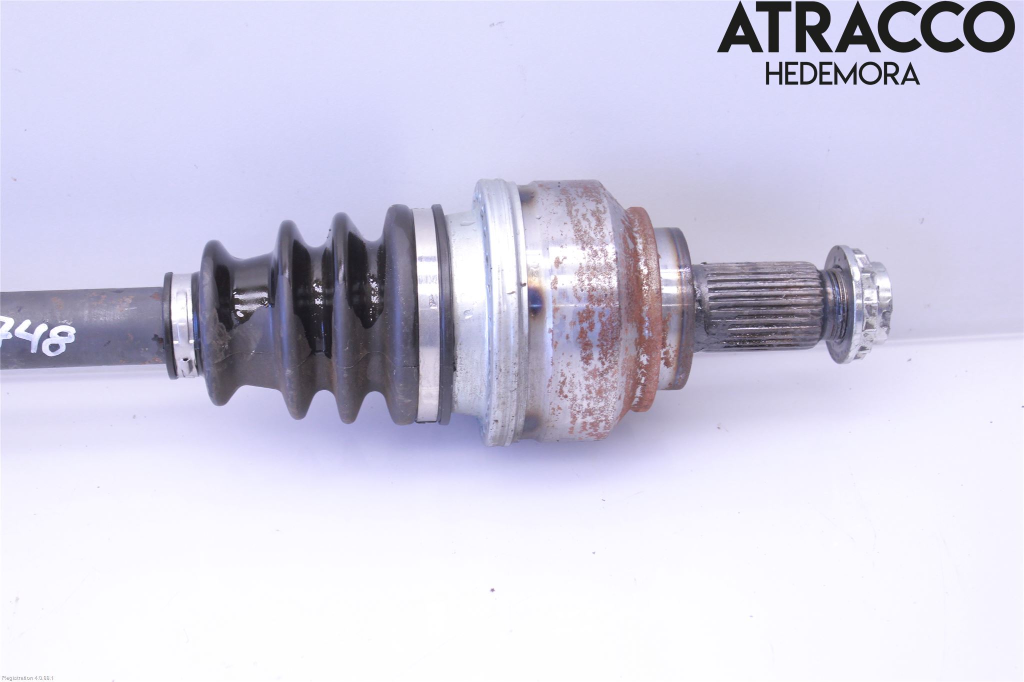 BMW 5 E60/61 Sed/Tou 02-10 Drivaxel Bak Höger