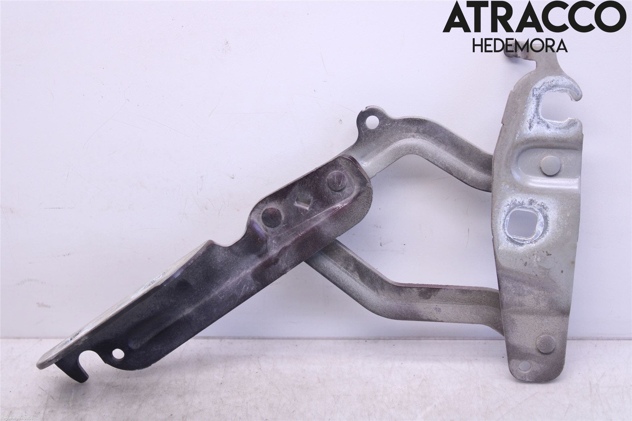 Ford FIESTA 09-12 Huvgångjärn