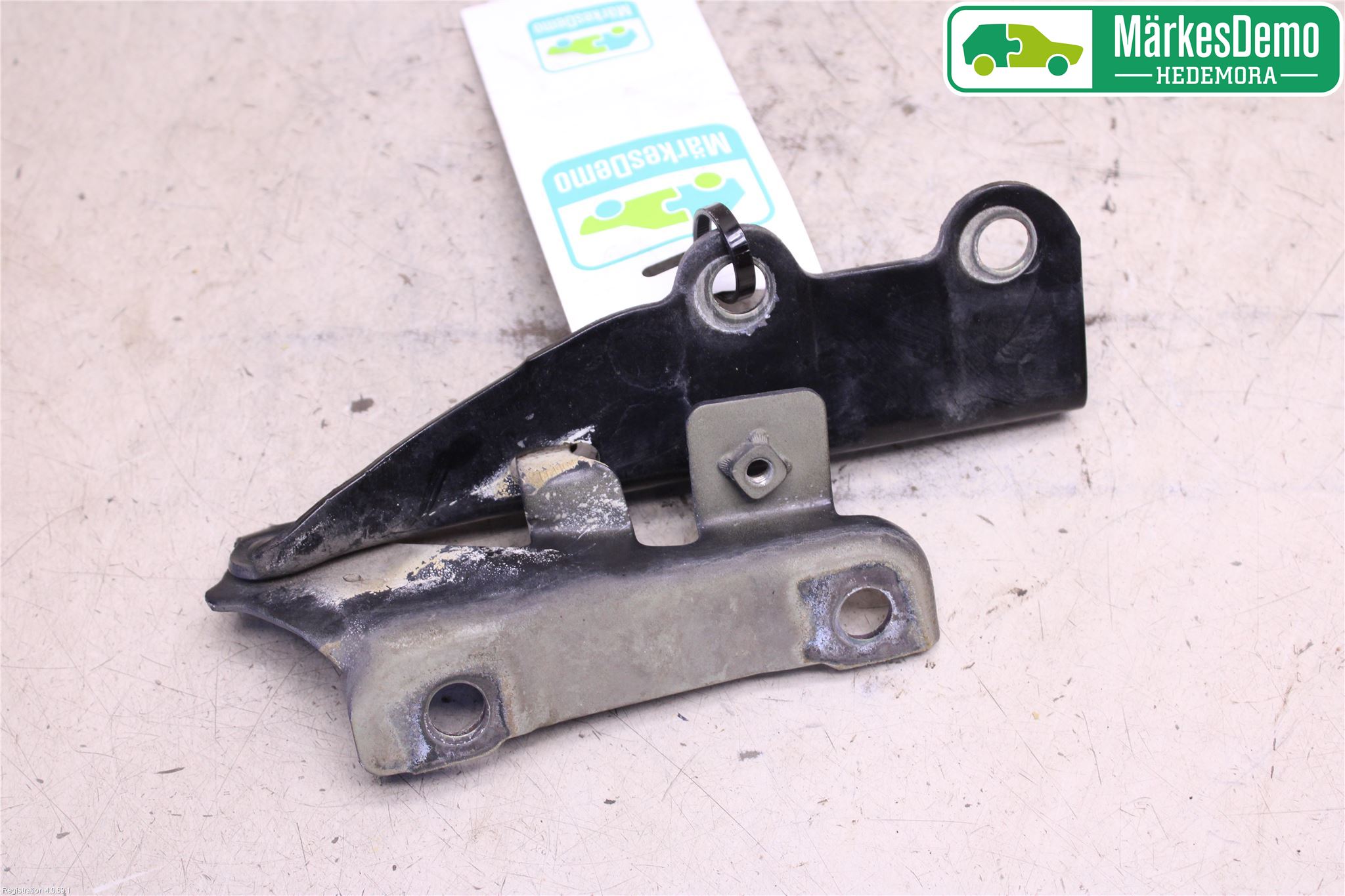 Isuzu D-MAX Huvgångjärn