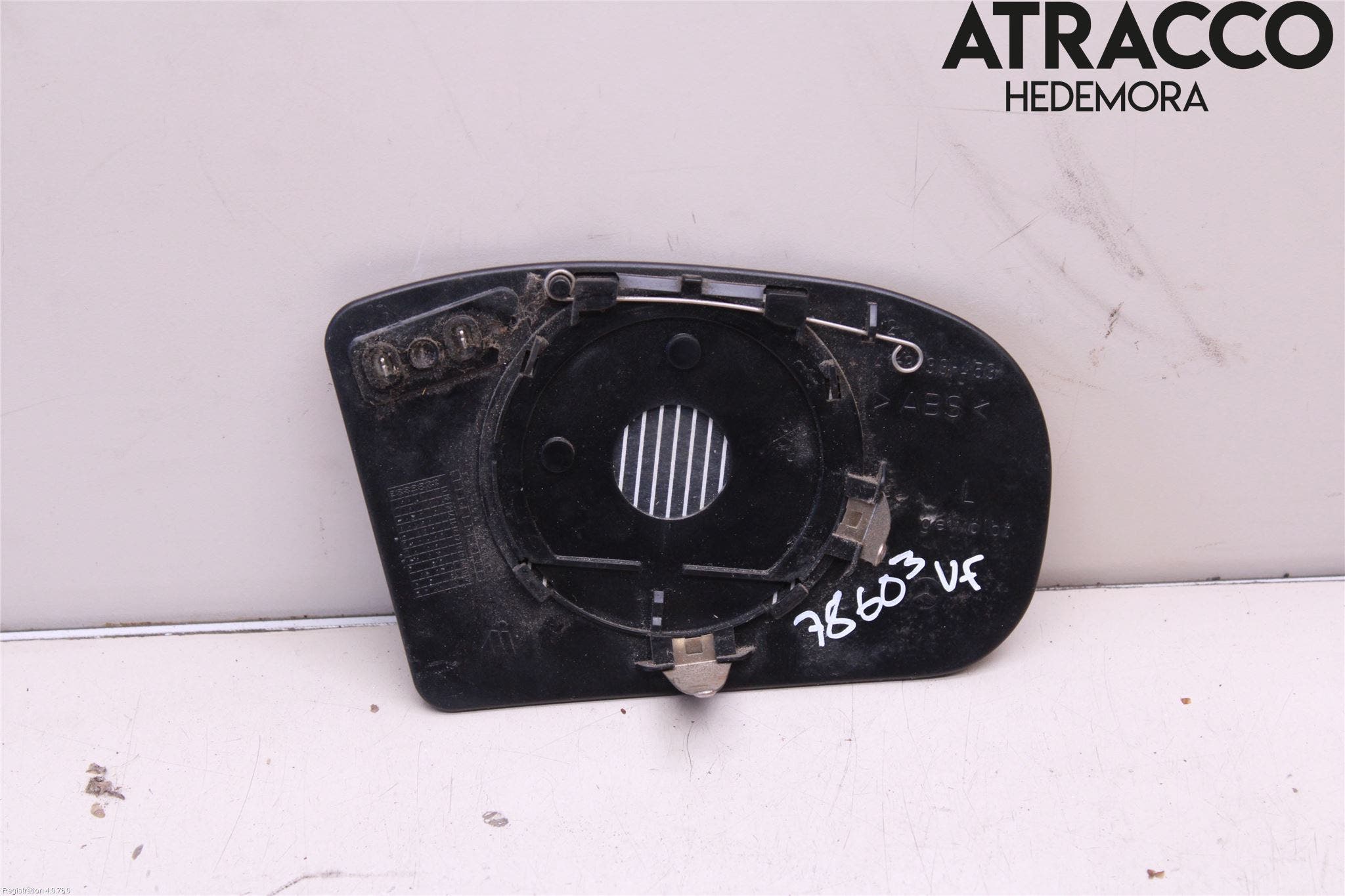 Mercedes-Benz MB C (203) 00-07 Spegelglas Vä