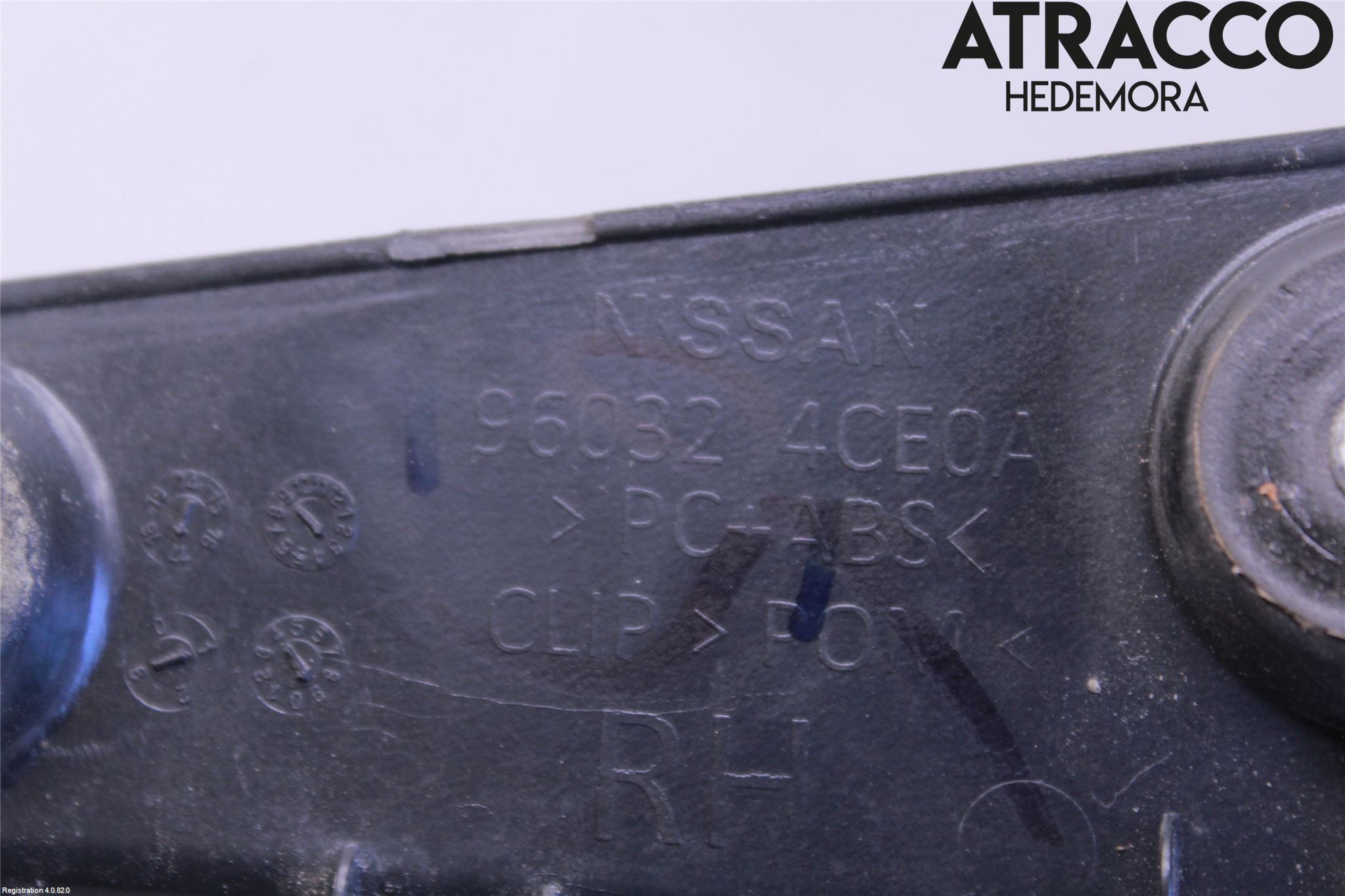 Nissan X-TRAIL 14-21 Spoiler Bak