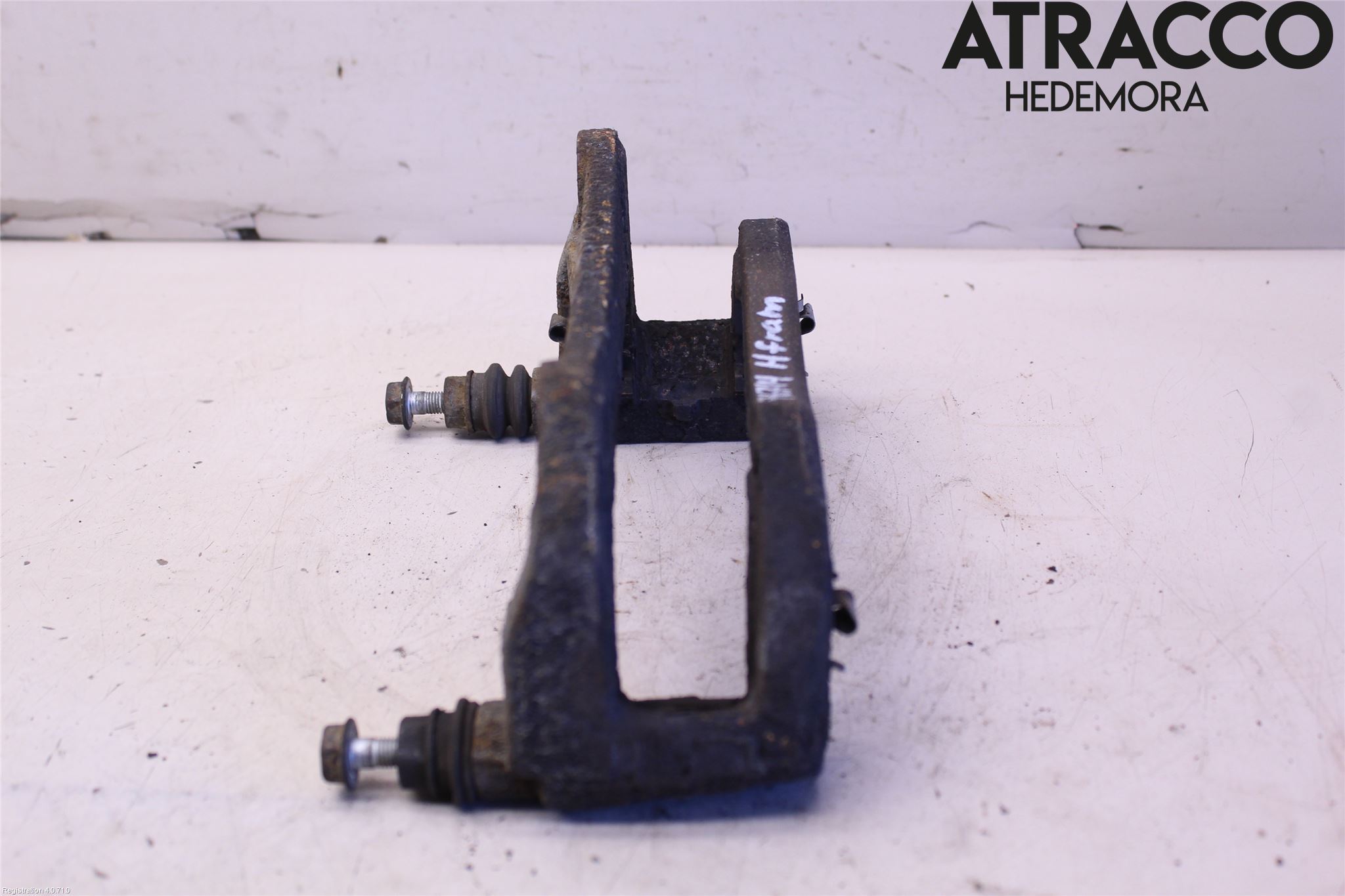 Lexus NX 300h 15-21 Bromsokshållare