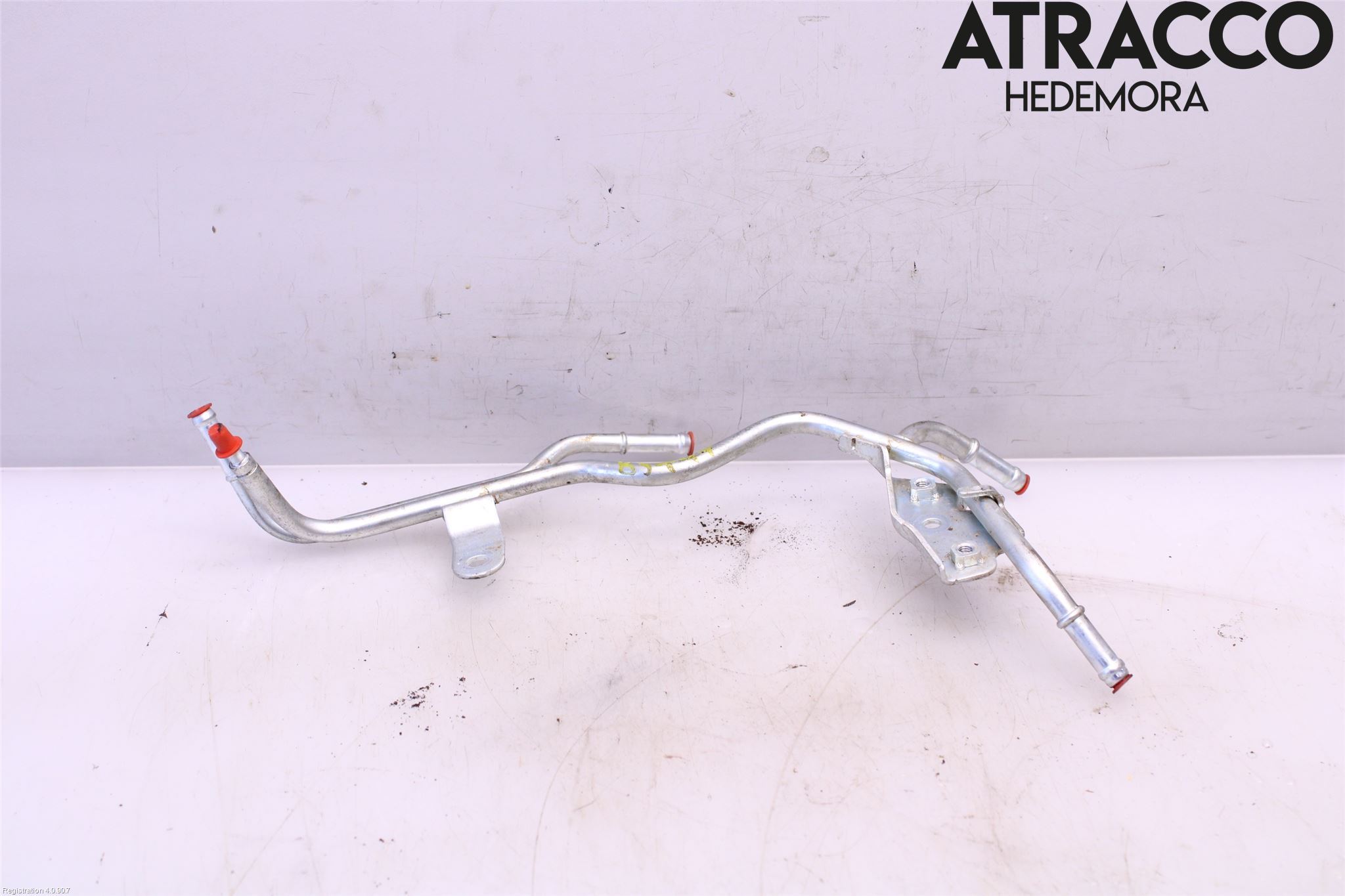 Toyota AVENSIS 16-18 Kylarslang Fördelningsrör