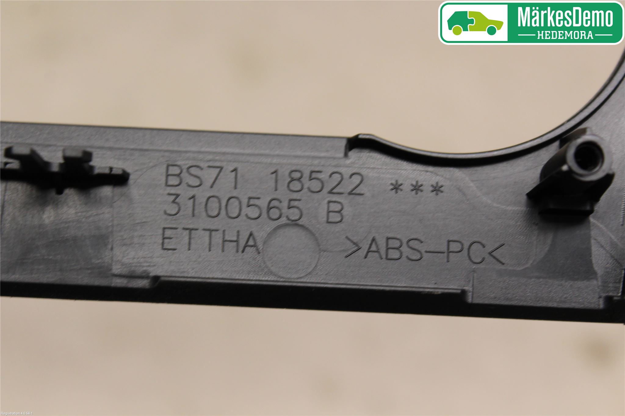 Ford MONDEO 07-15 Instrument-Radio Sarg