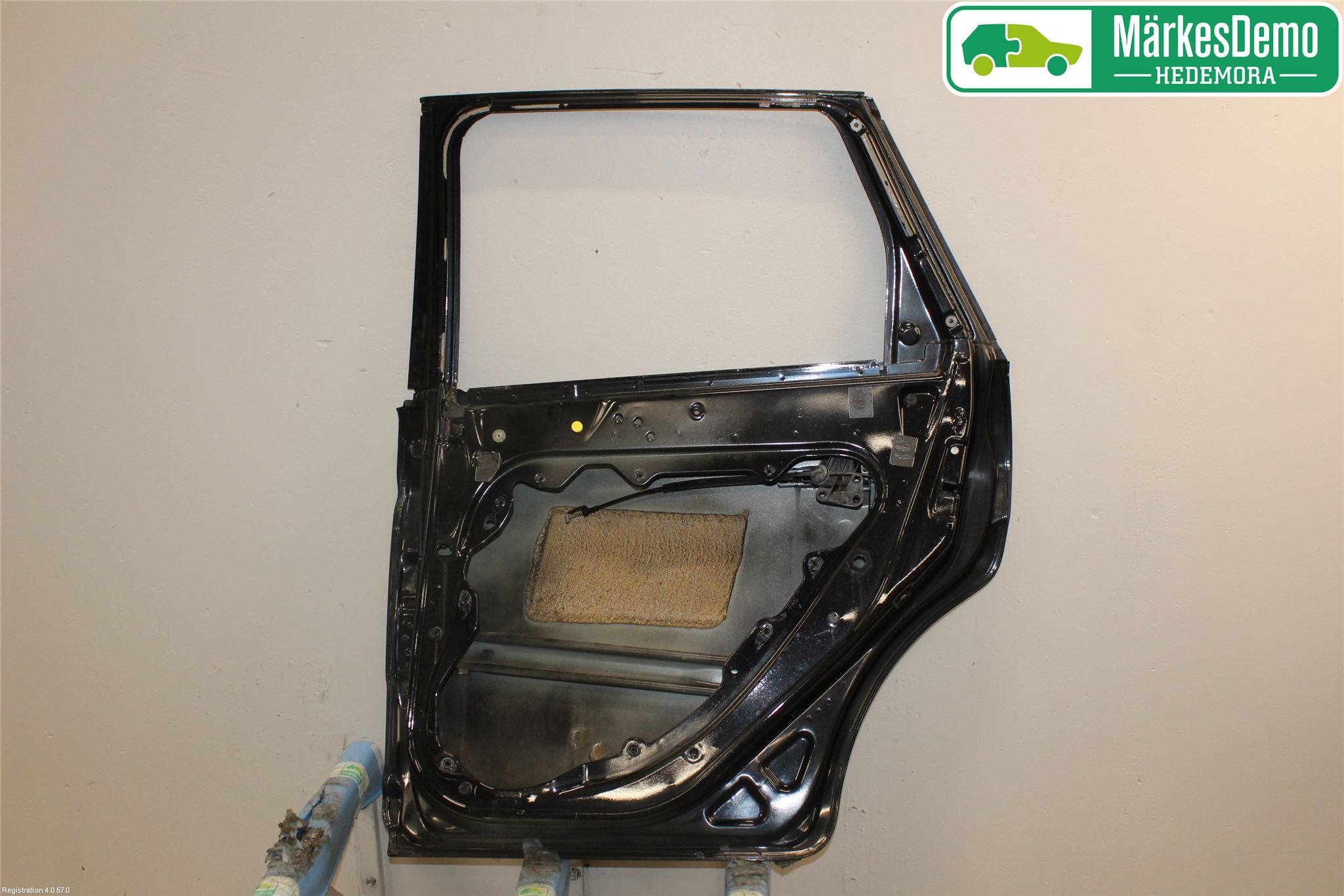 Ford FOCUS     04-07 Dörr Bak Höger