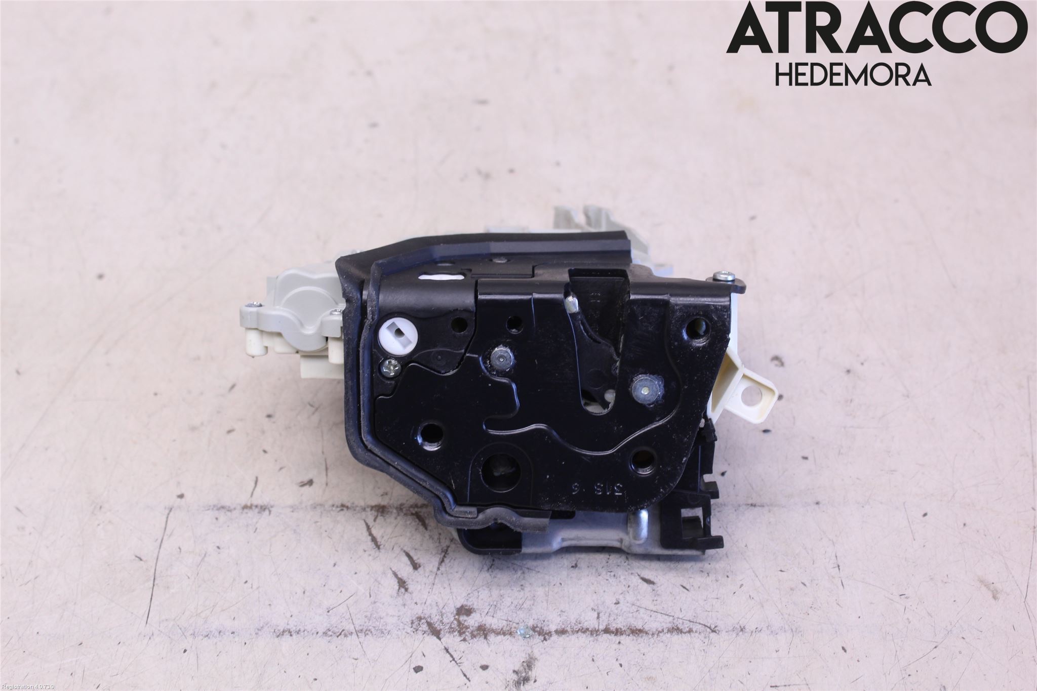 Audi Q3 8U 12-18 Låskista-Dörrlås