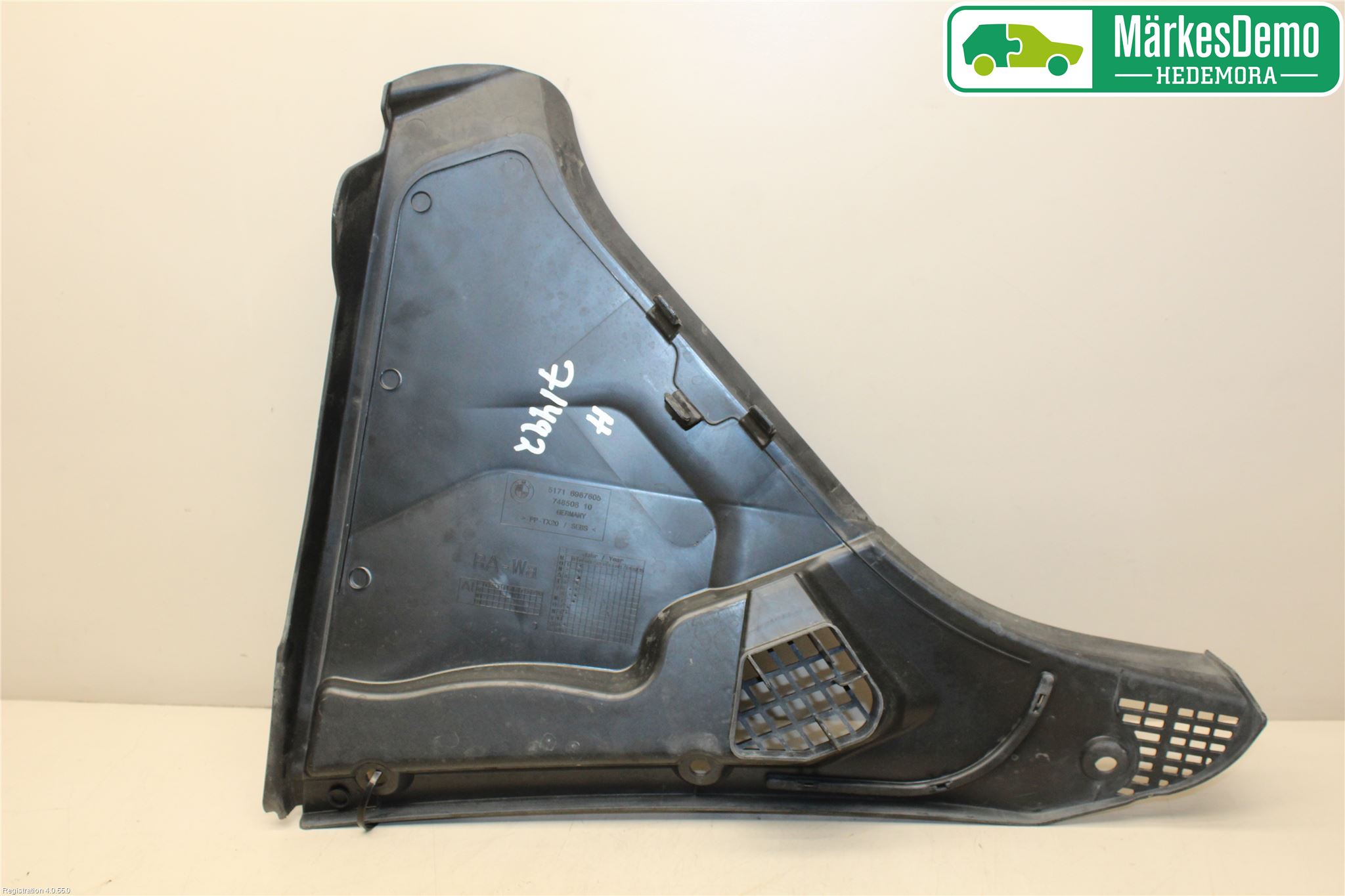 BMW 5 F10/F11/F18 09-17 Torpedplåt-Torpedplast