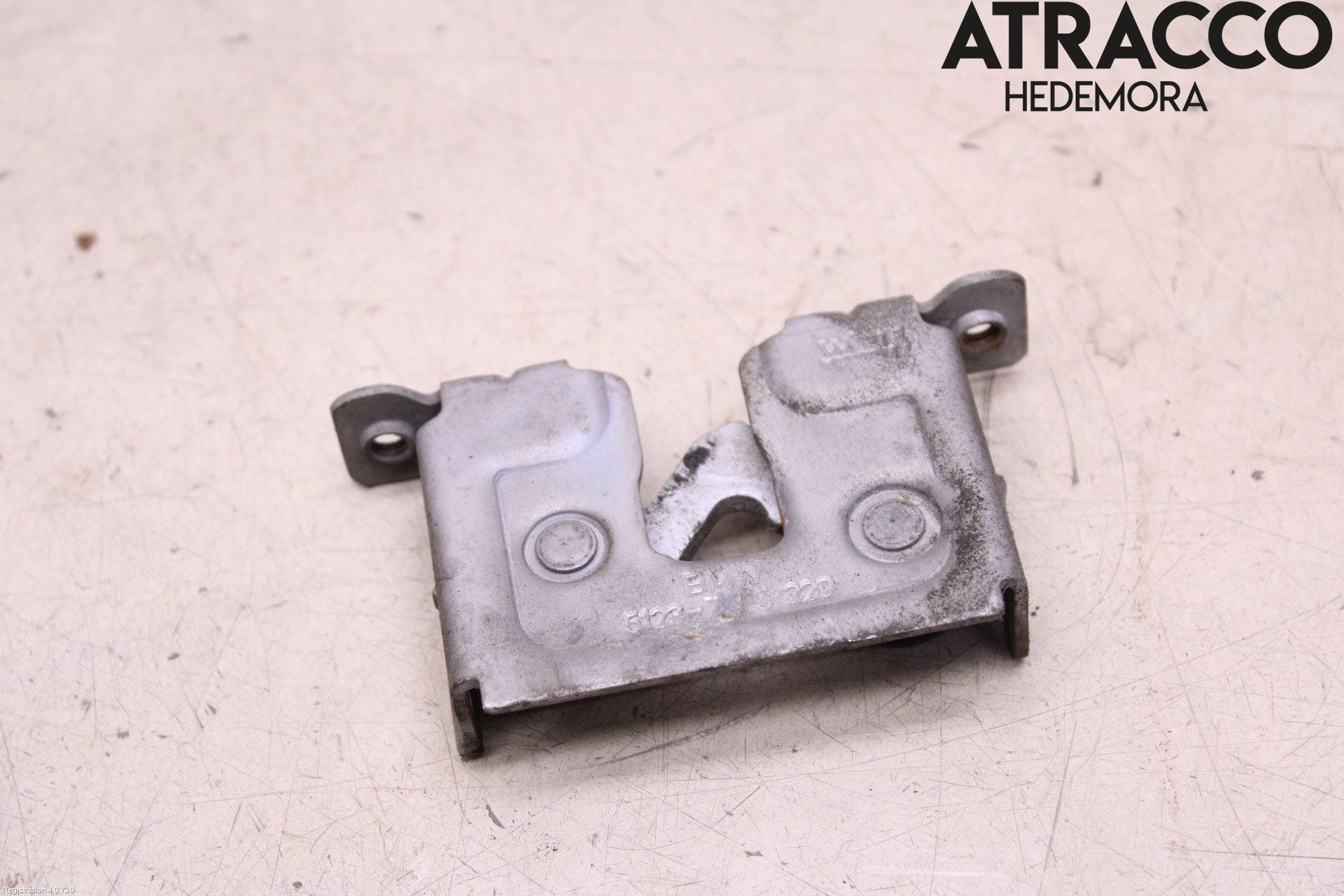 BMW 3 E90/91 SED/TOU 05-12 Huvlås