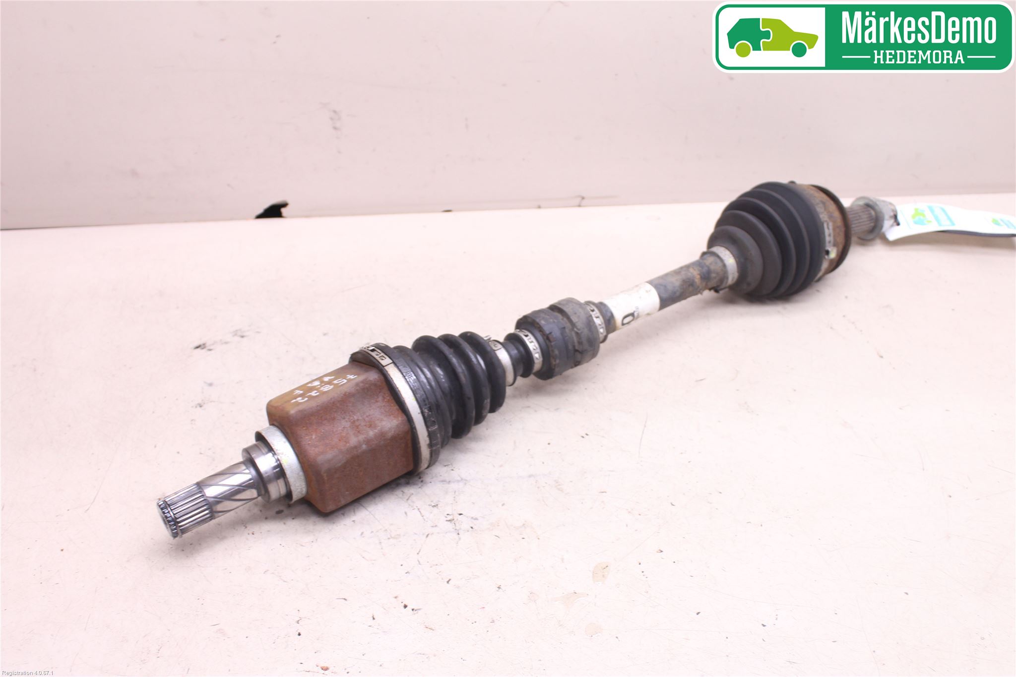 Nissan QASHQAI 14-17 Drivaxel Fram Vänster