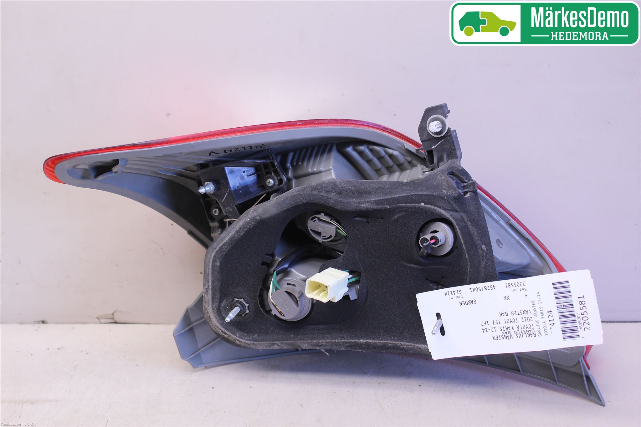 Toyota YARIS XP130 12-14 Bakljus Vänster