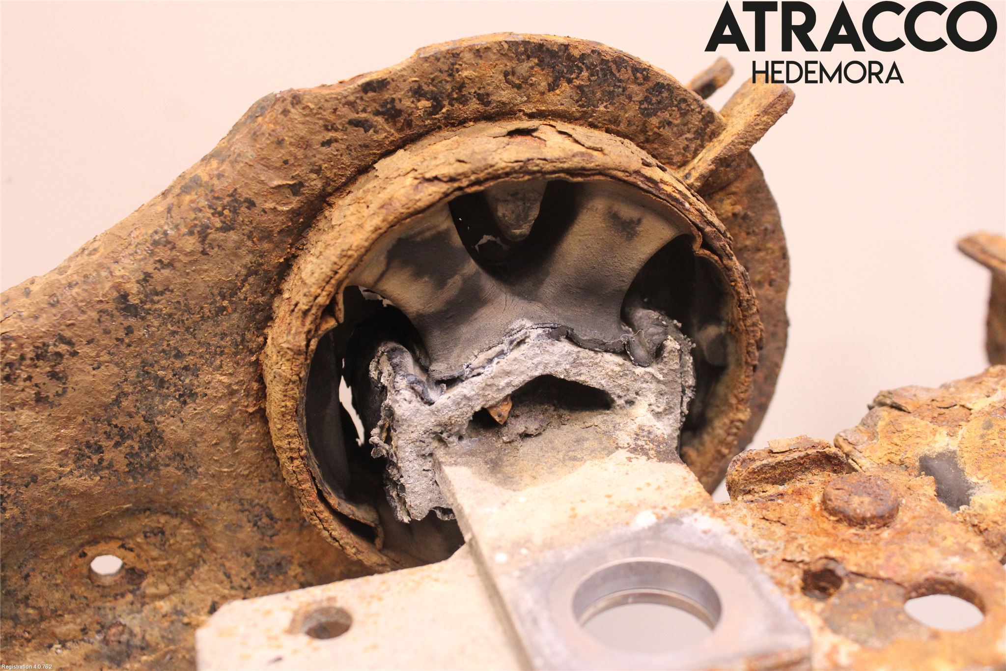 Volvo XC60 09-13 Bärarm Bak Vänster