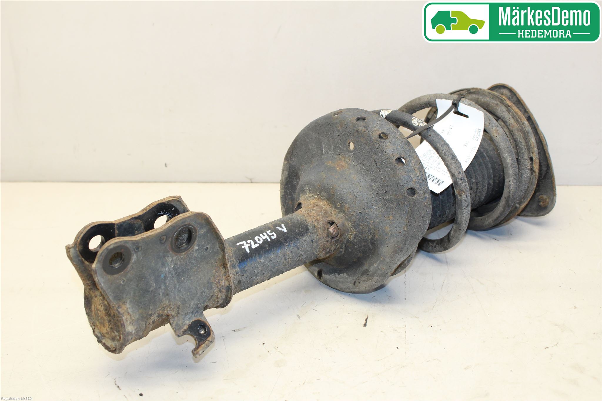 Subaru FORESTER SH  08-13 Fjäderben Fram Vänster