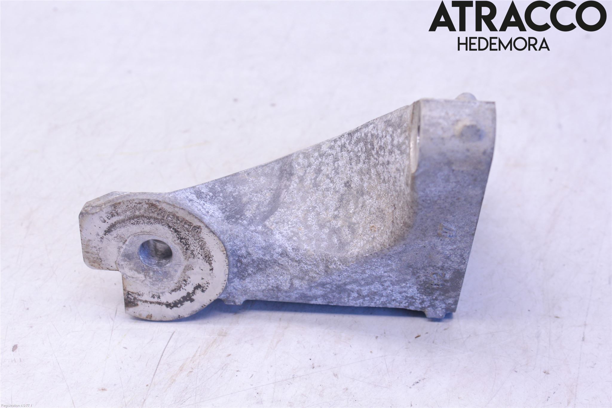 Subaru OUTBACK 15-20 Motorfäste