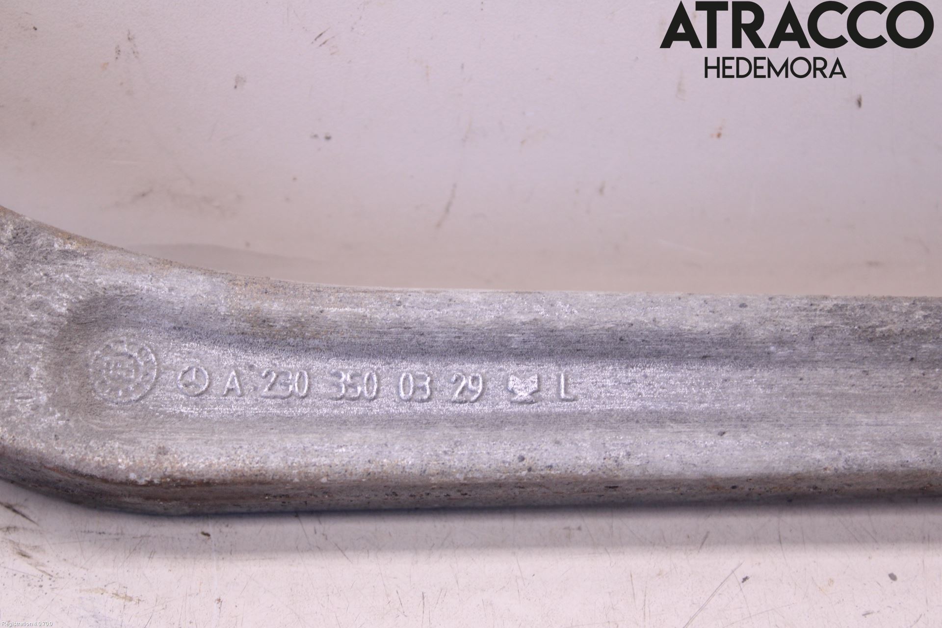 Mercedes-Benz MB CLS (C219) 03-11 Bärarm Bak Vänster