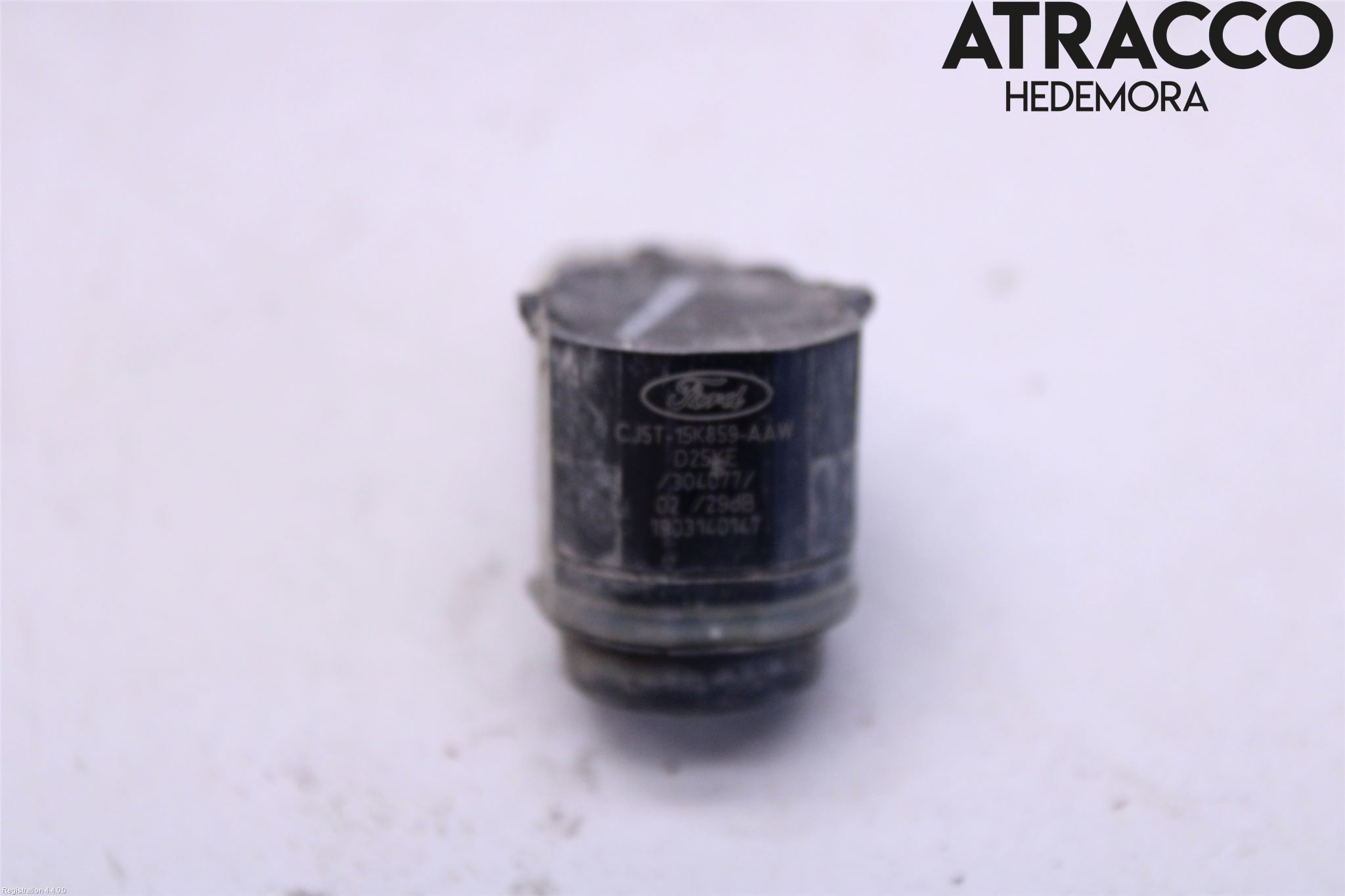 Ford KUGA 13-16 Parkeringshjälp Frontsensor