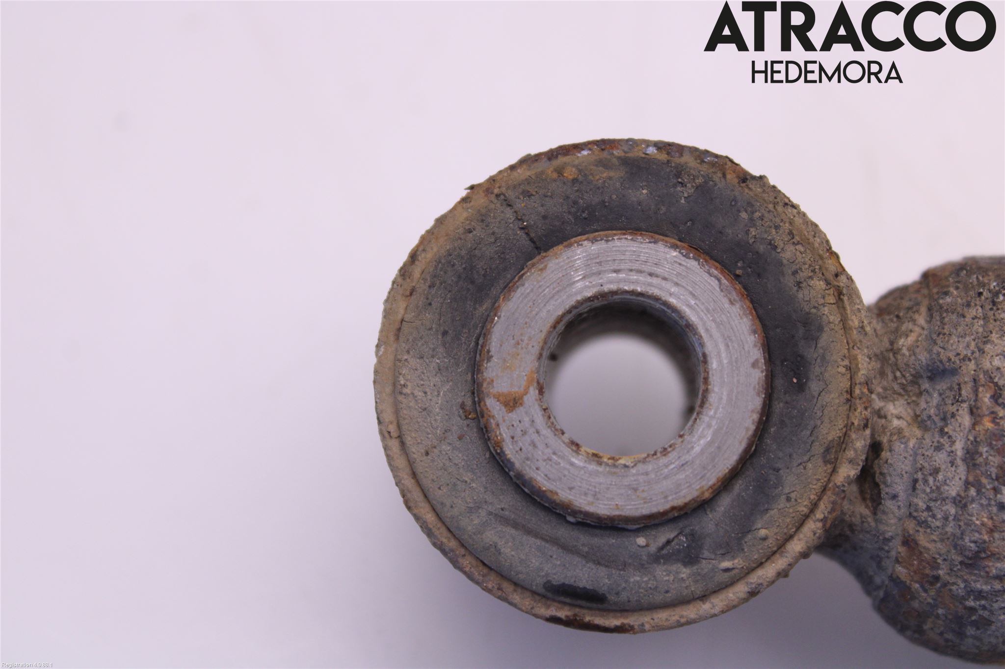 Nissan NAVARA 05-16 Stötdämpare Bak