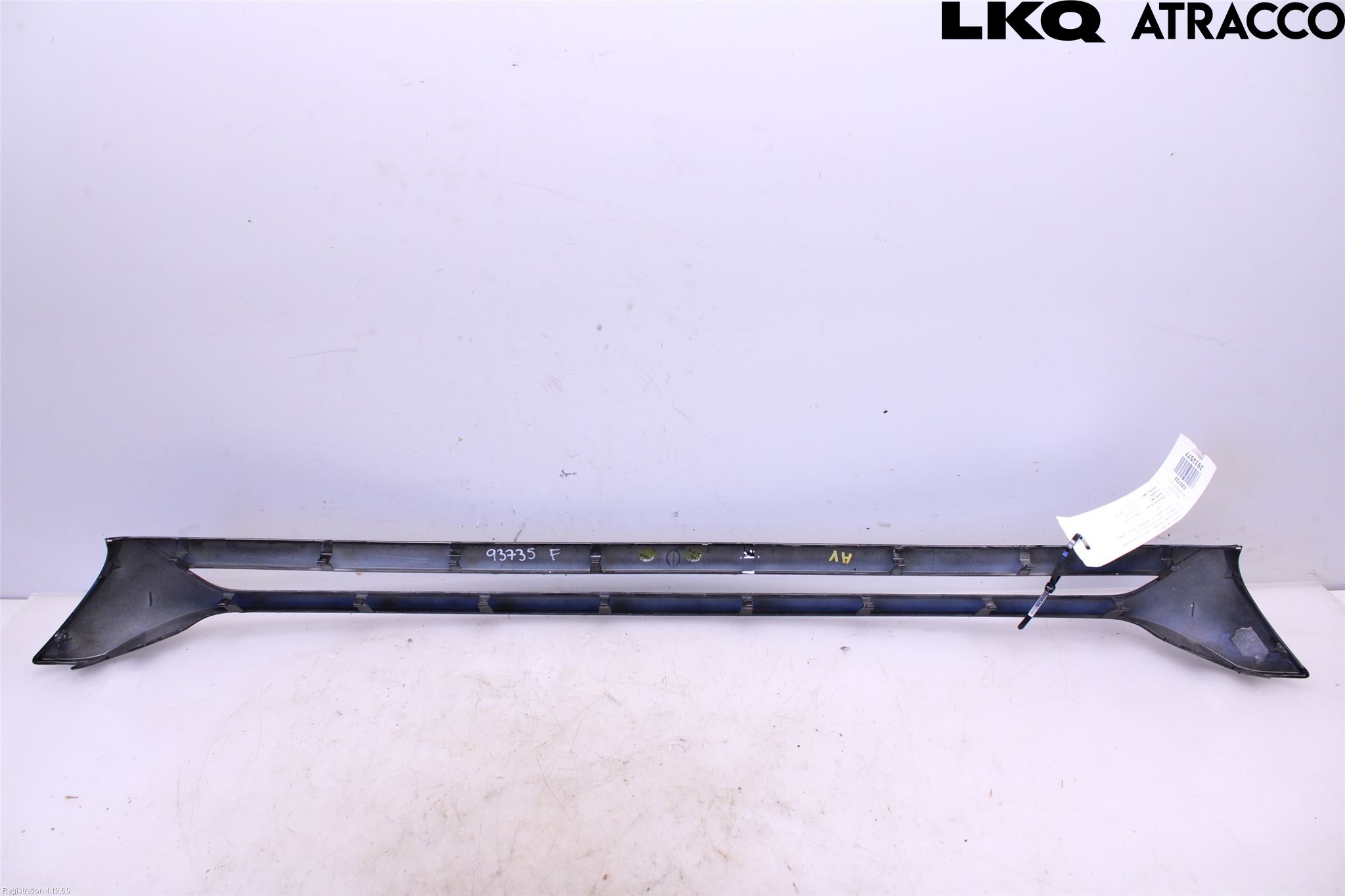 Volkswagen VW SCIROCCO 09-17 Grill Komp