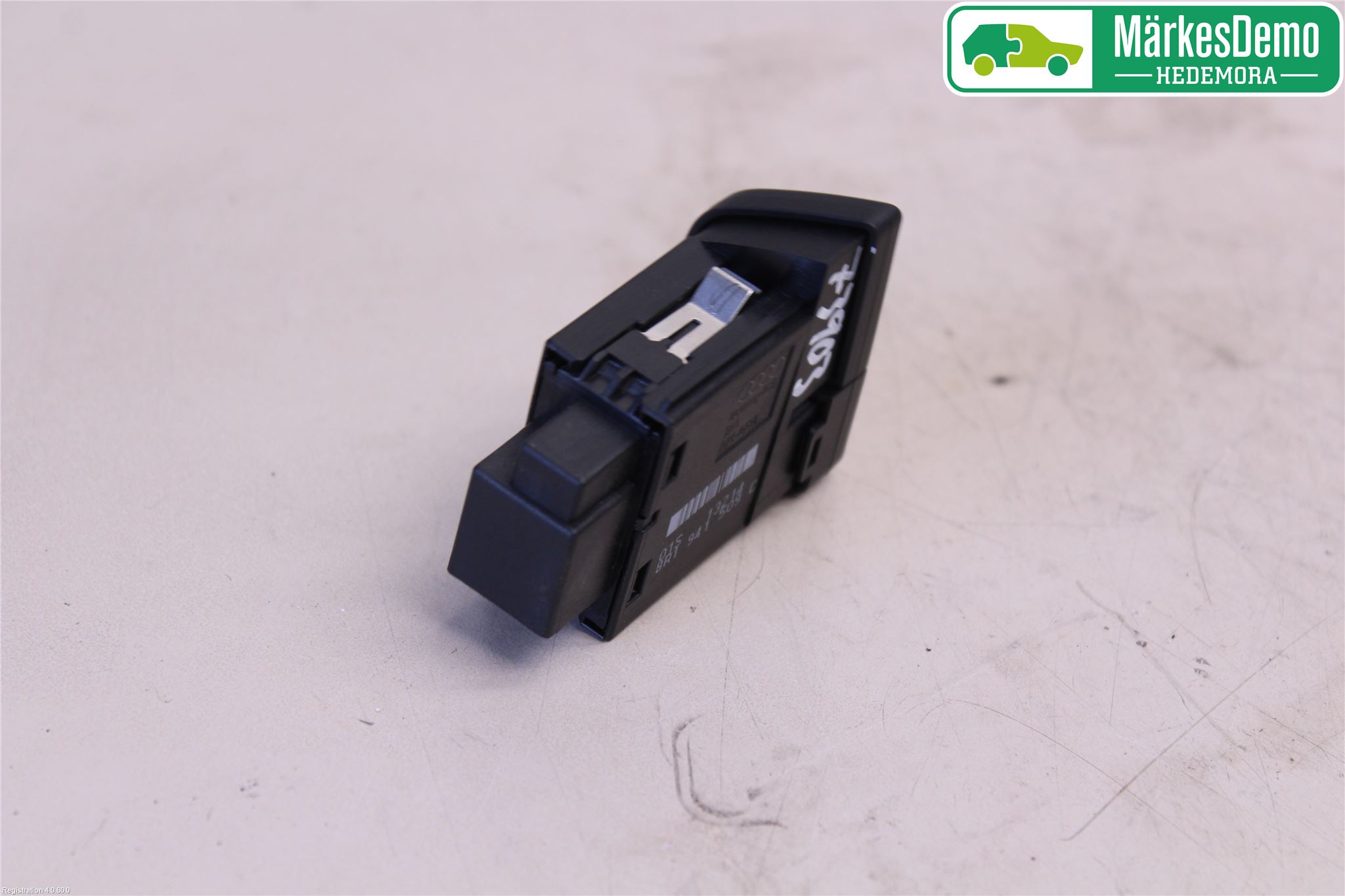 Audi Q5 09-16 Strömställare Varnings