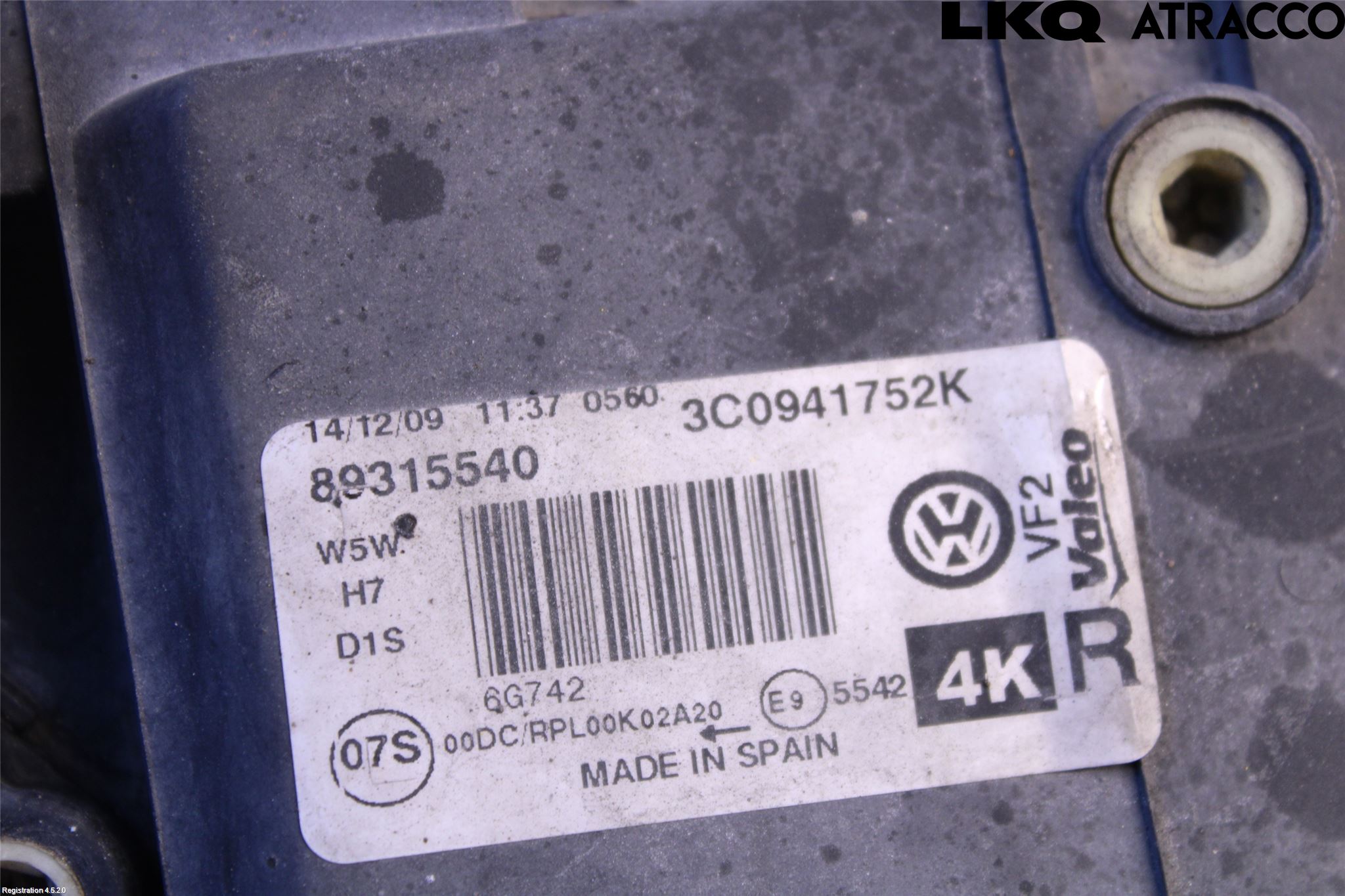 Volkswagen VW PASSAT 05-11 Strålkastare Höger