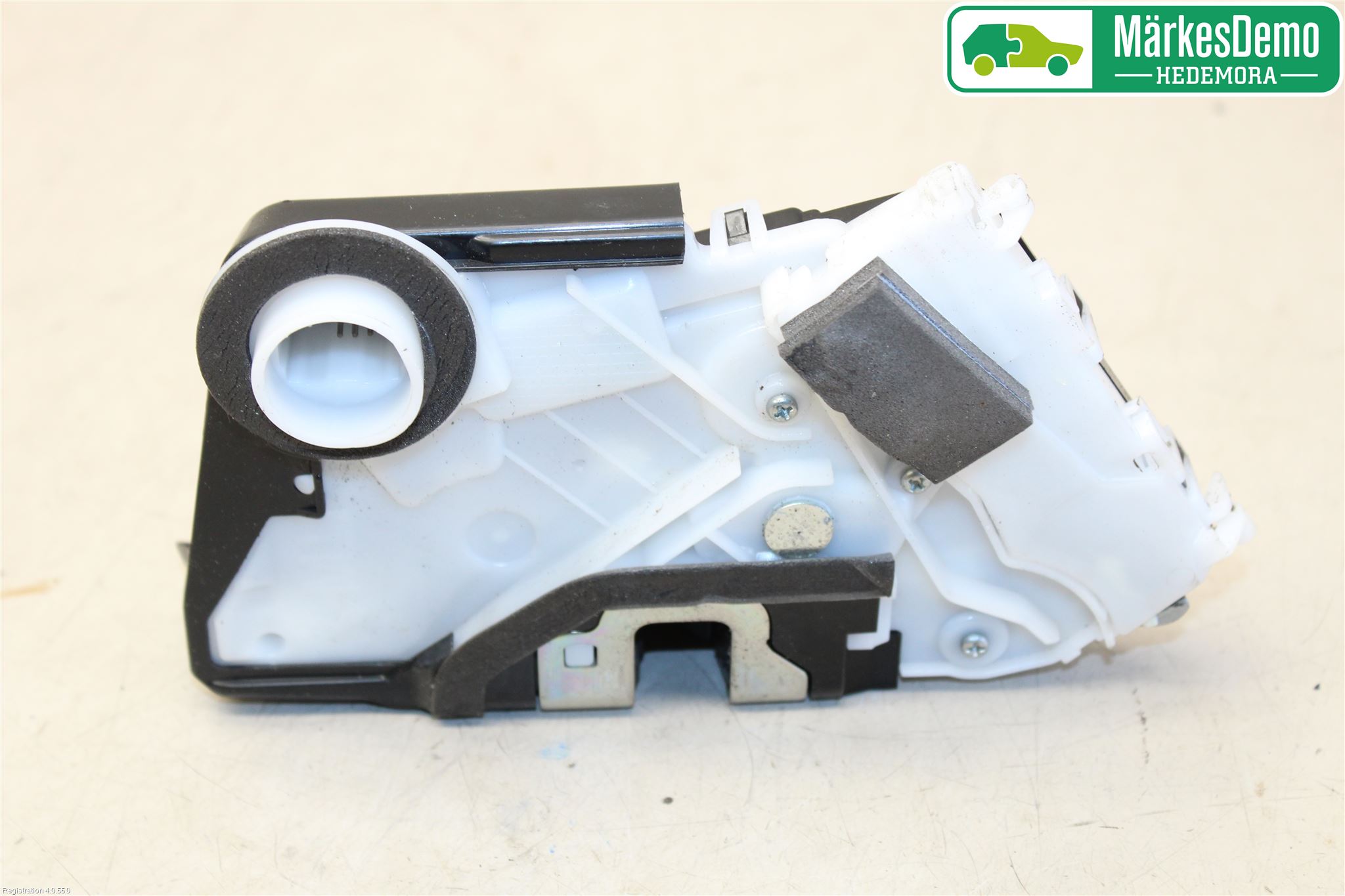 Subaru LEVORG 14-20 Låskista-Dörrlås