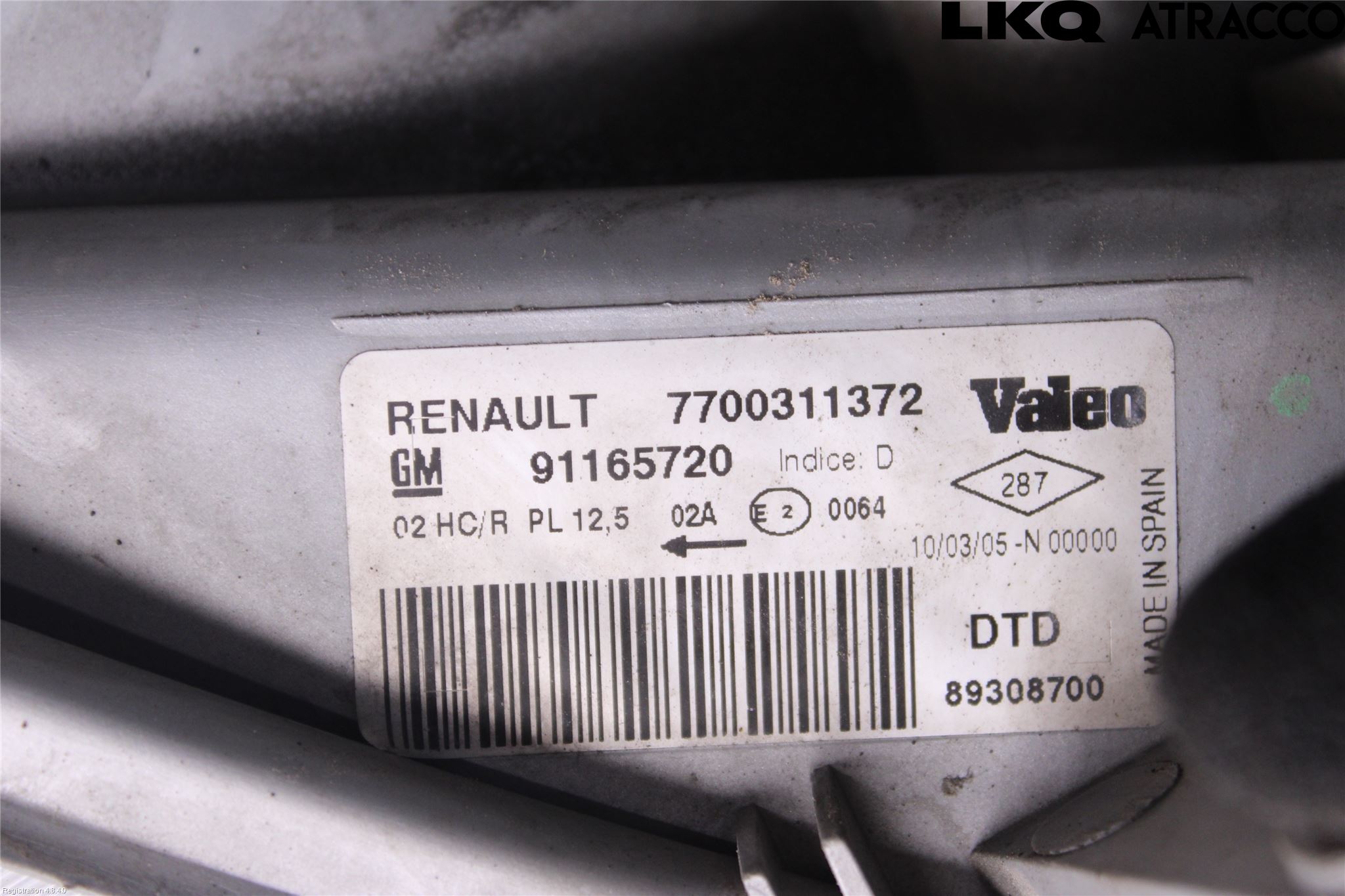 Opel VIVARO 01-14 Strålkastare Höger