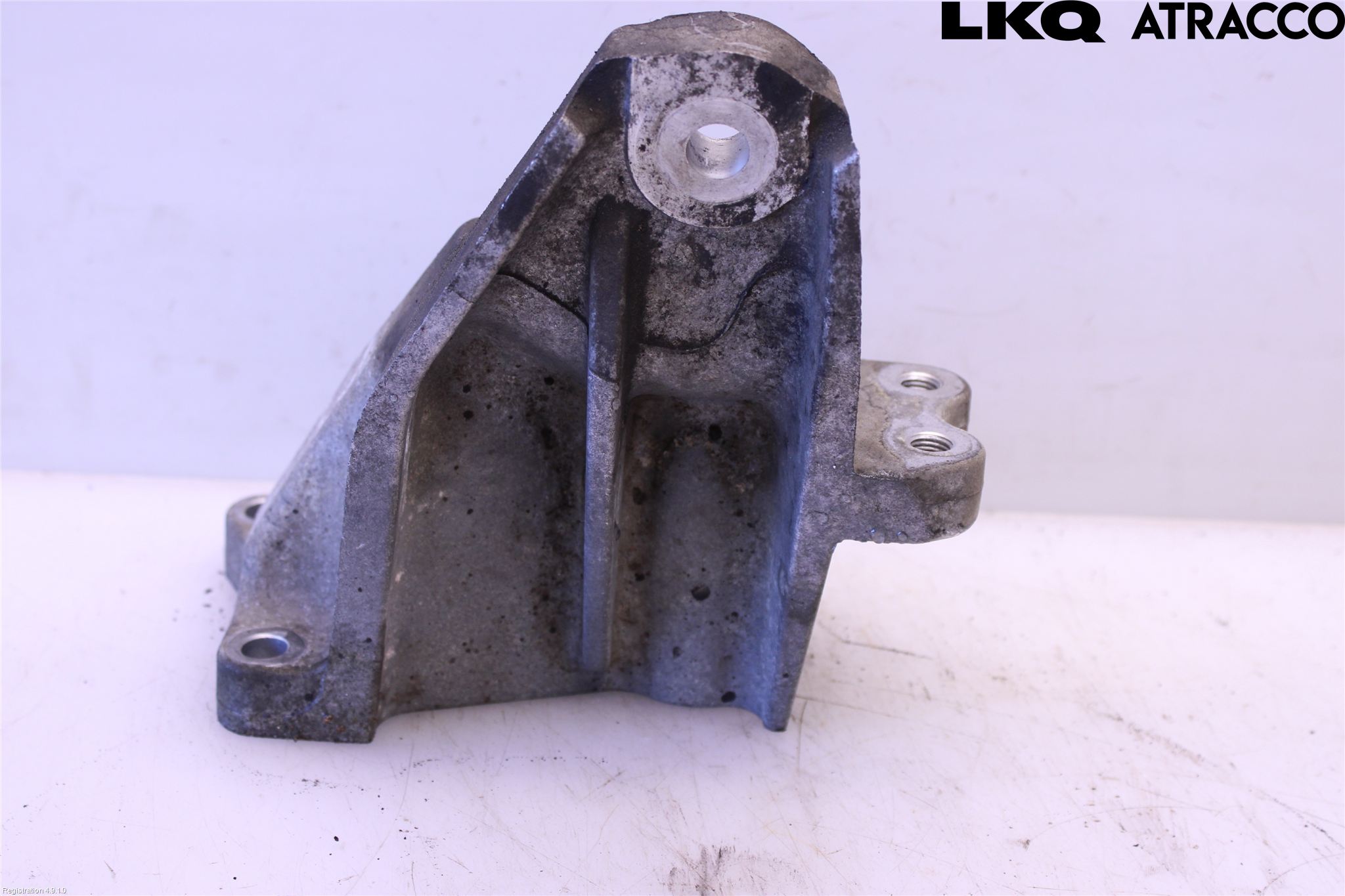 Lexus IS 220d/250/350 06-13 Motorfäste