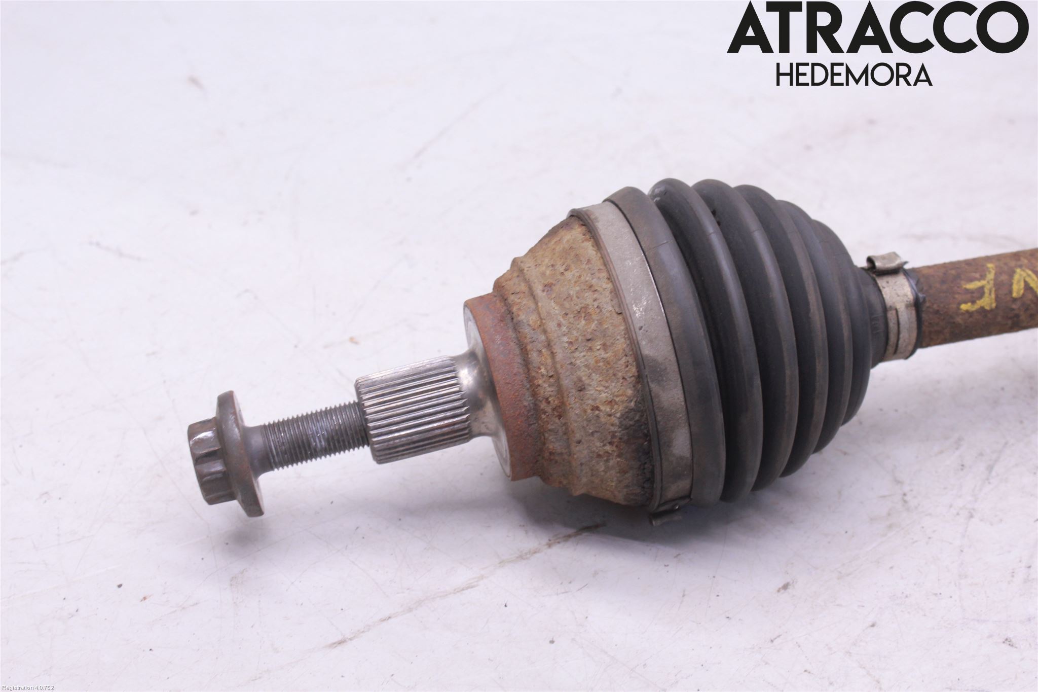 Volkswagen VW TOURAN 10-15 Drivaxel Fram Vänster