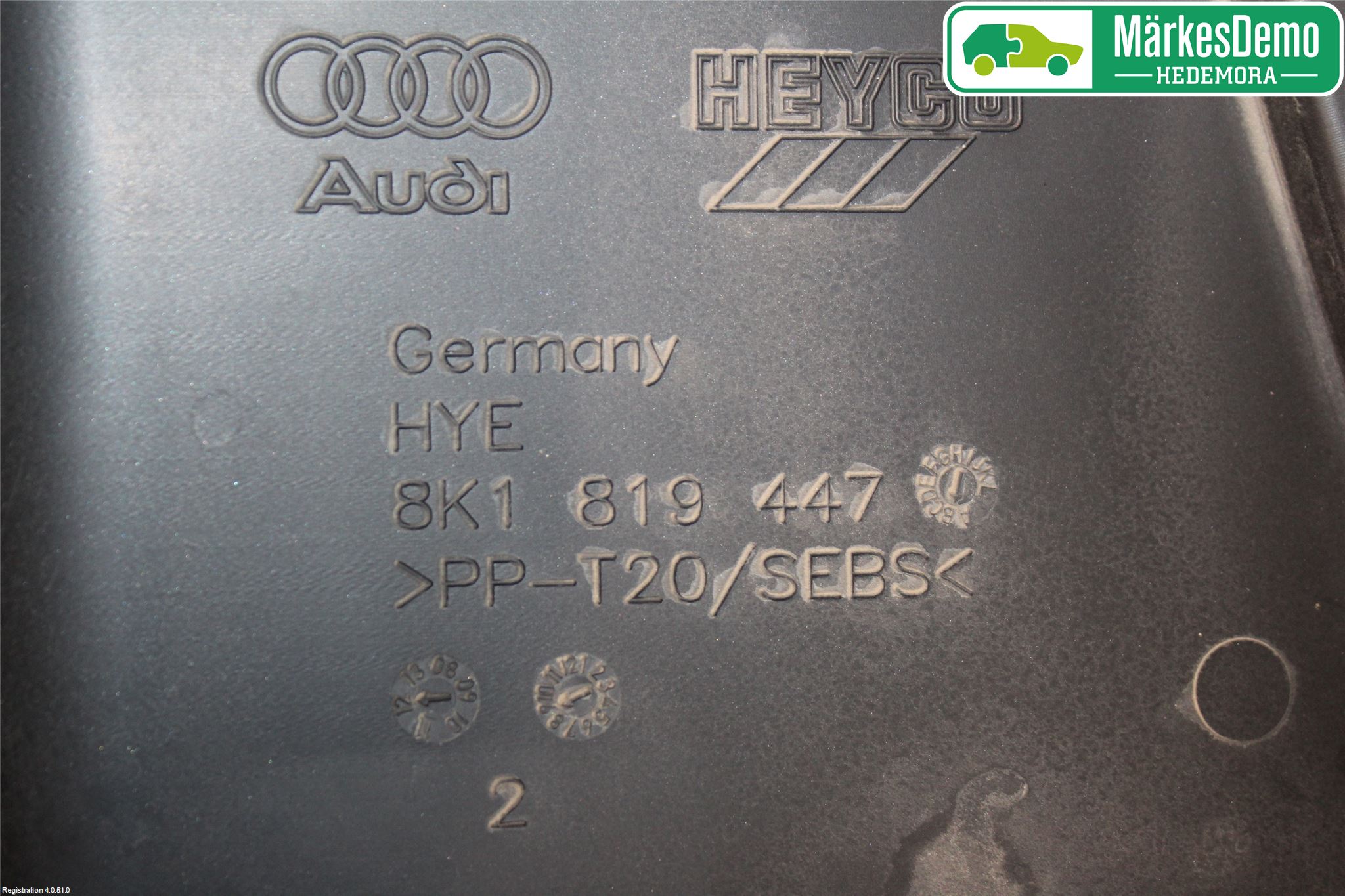 Audi A4 ALLROAD 09-16 Torpedplåt-Torpedplast