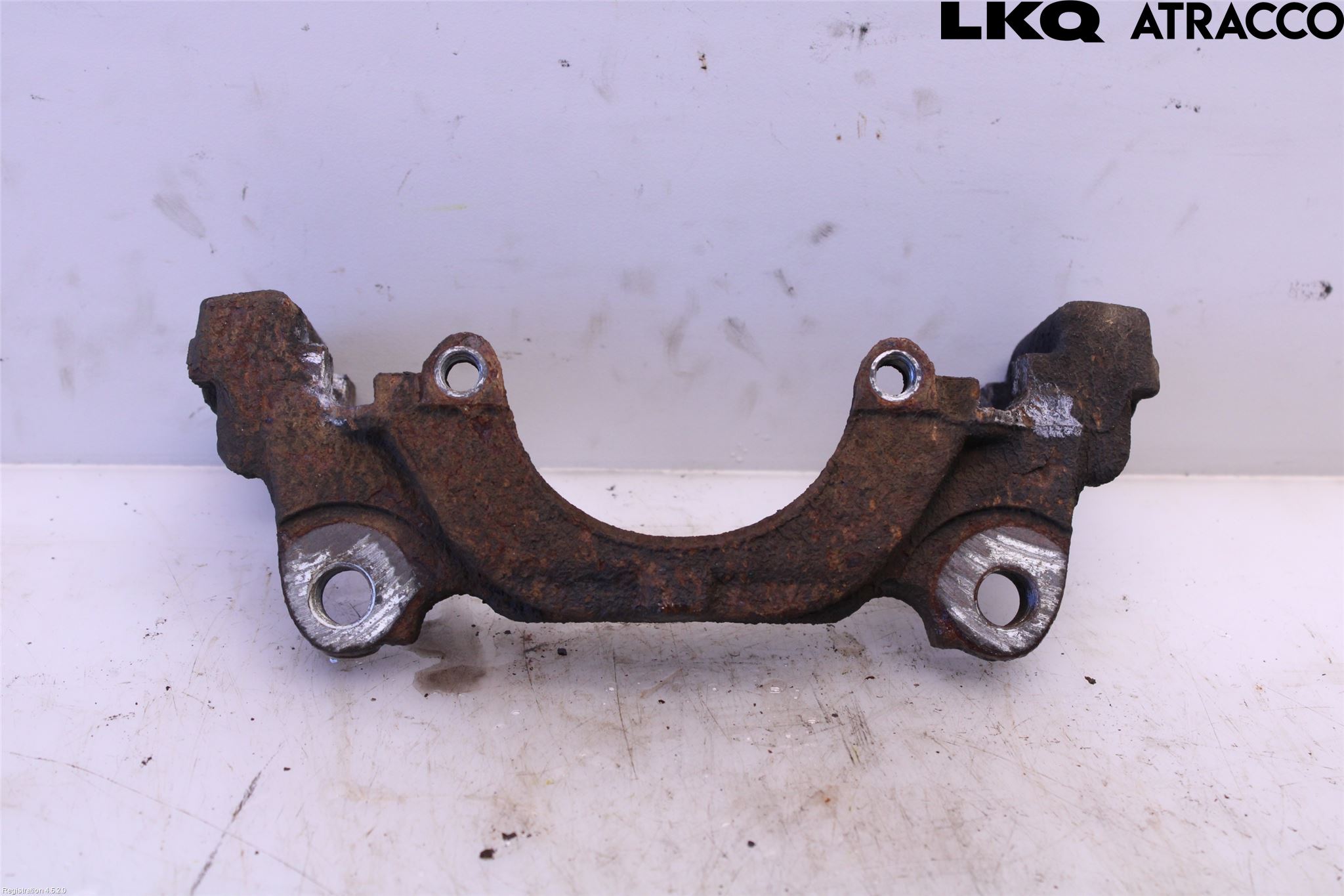 Volkswagen VW CADDY      04-10 Bromsokshållare