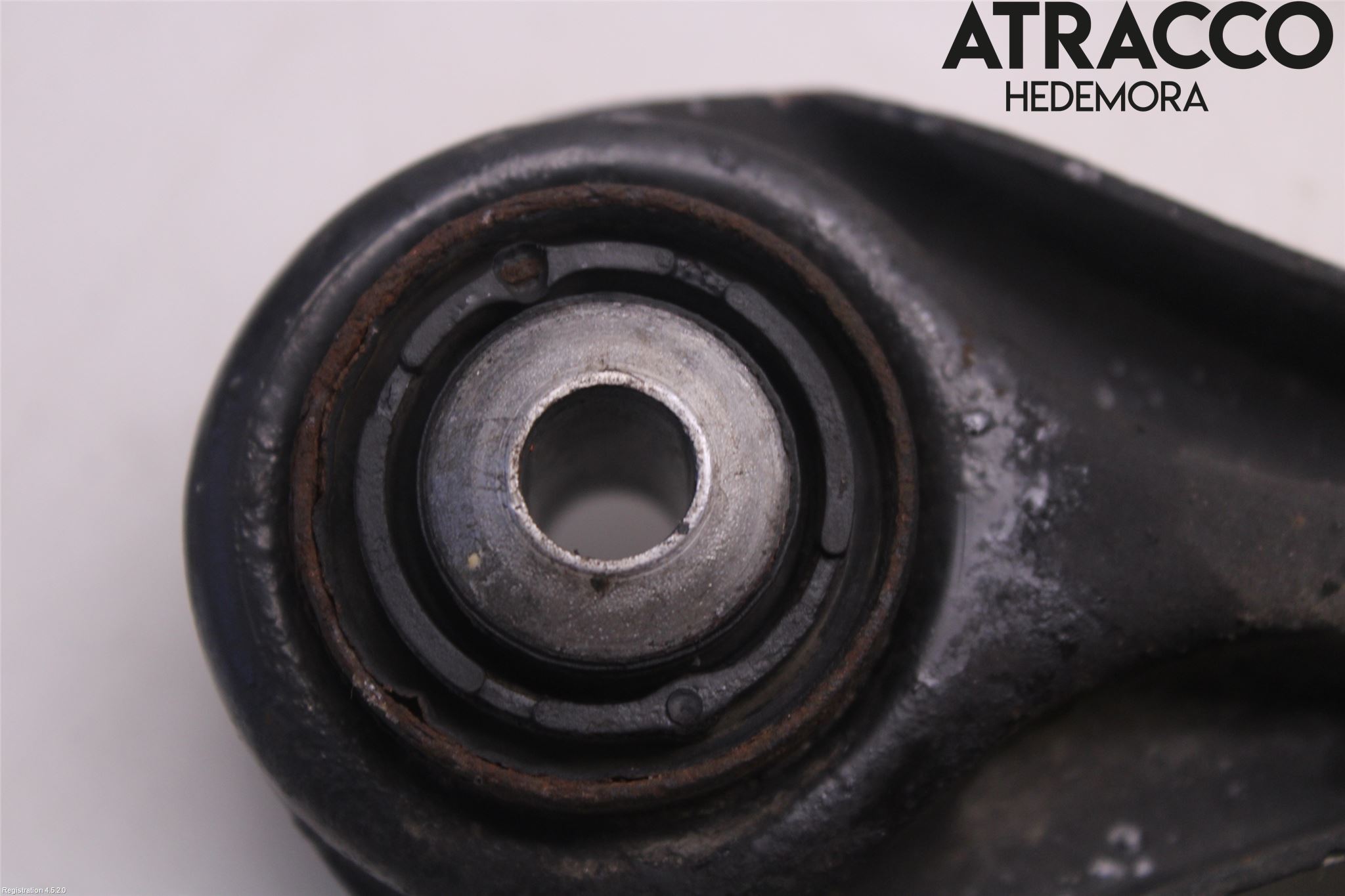 BMW 1 E82/88 Coupé/Cab 06-13 Bärarm Bak Övre Höger