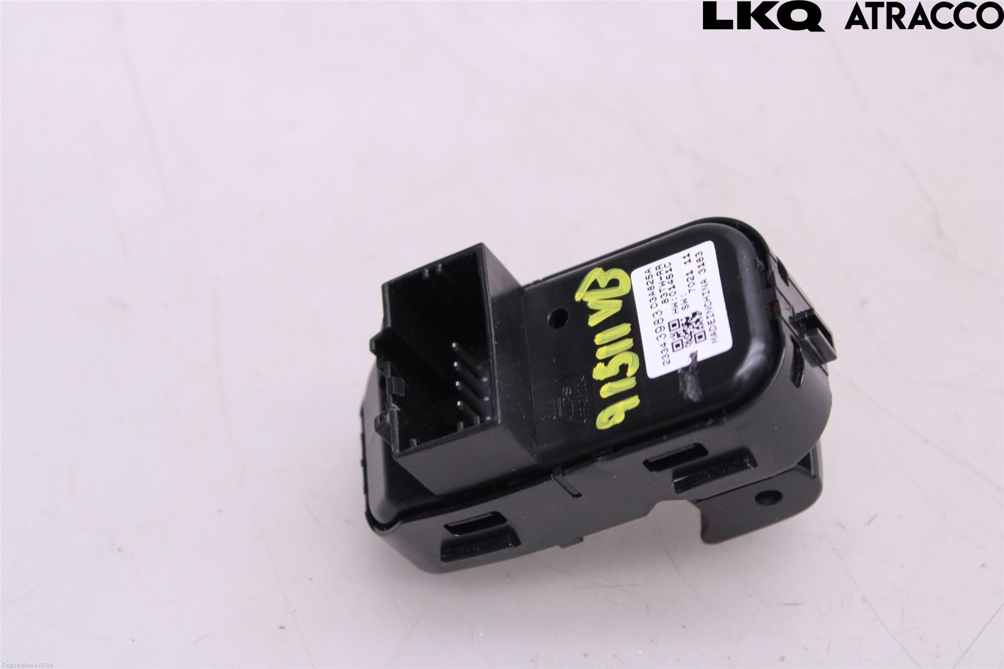 Opel INSIGNIA 17- Strömställare Elhiss